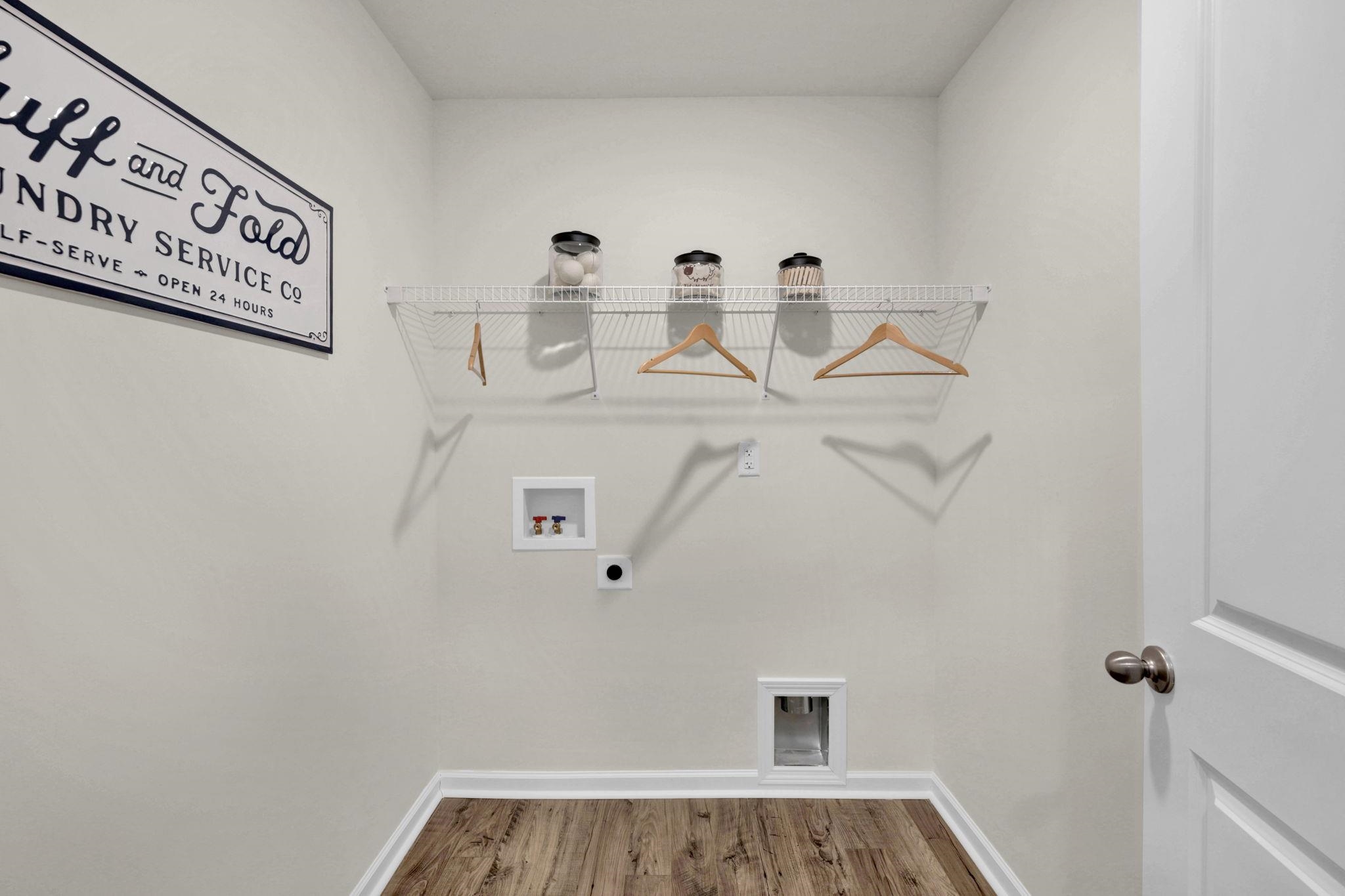 8014 HUNTINGTON HILL DR