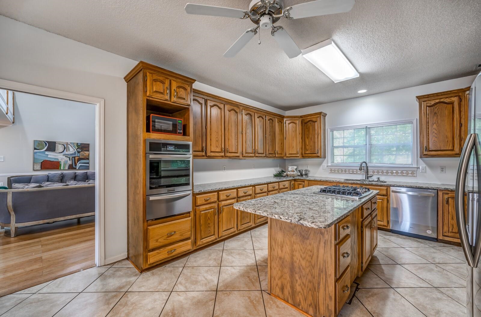 6304 PLEASANT TOP DR