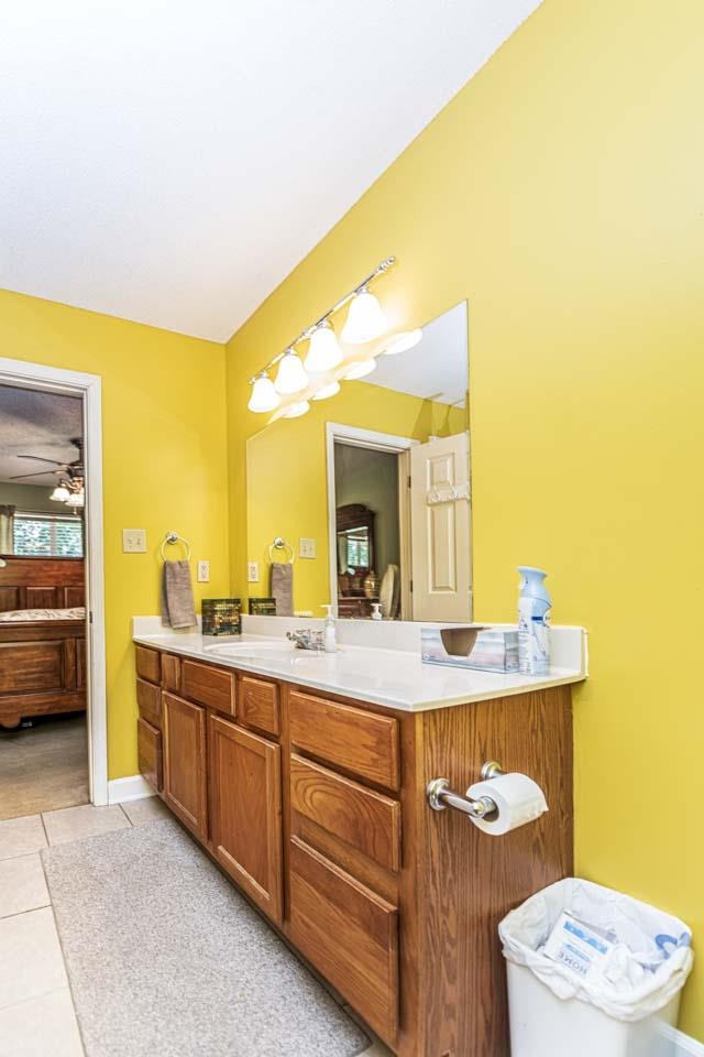 1045 FEATHERS CHAPEL RD