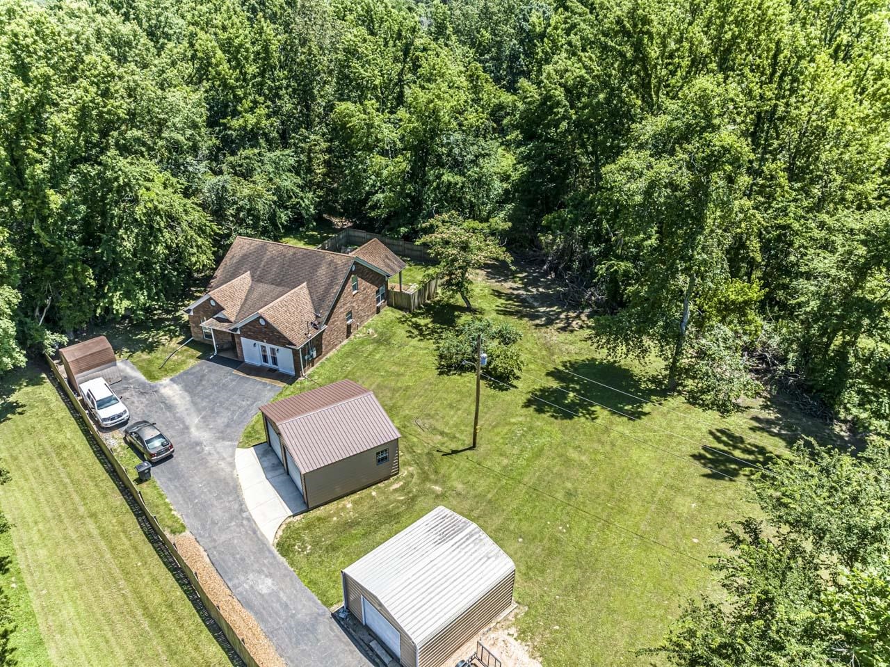 1045 FEATHERS CHAPEL RD