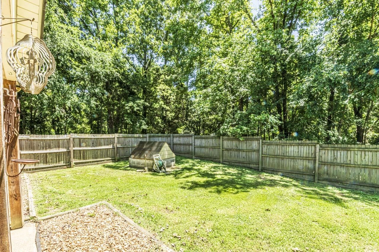 1045 FEATHERS CHAPEL RD