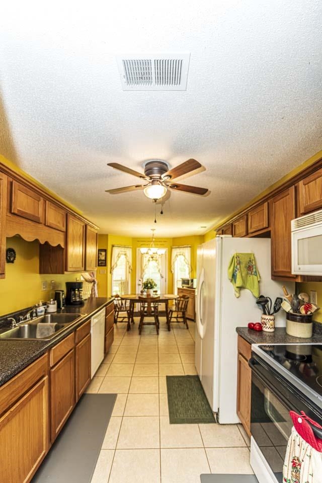 1045 FEATHERS CHAPEL RD