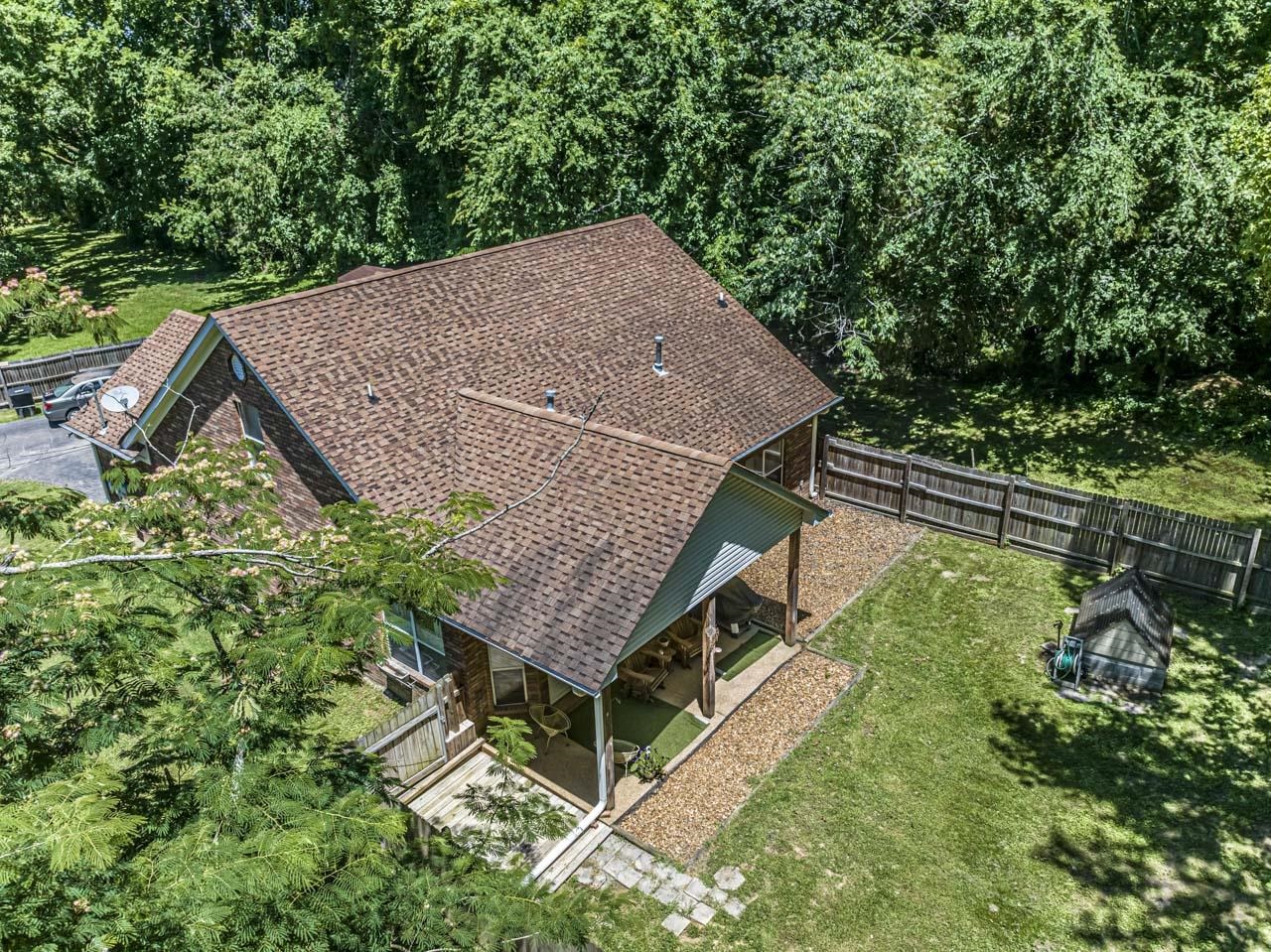 1045 FEATHERS CHAPEL RD