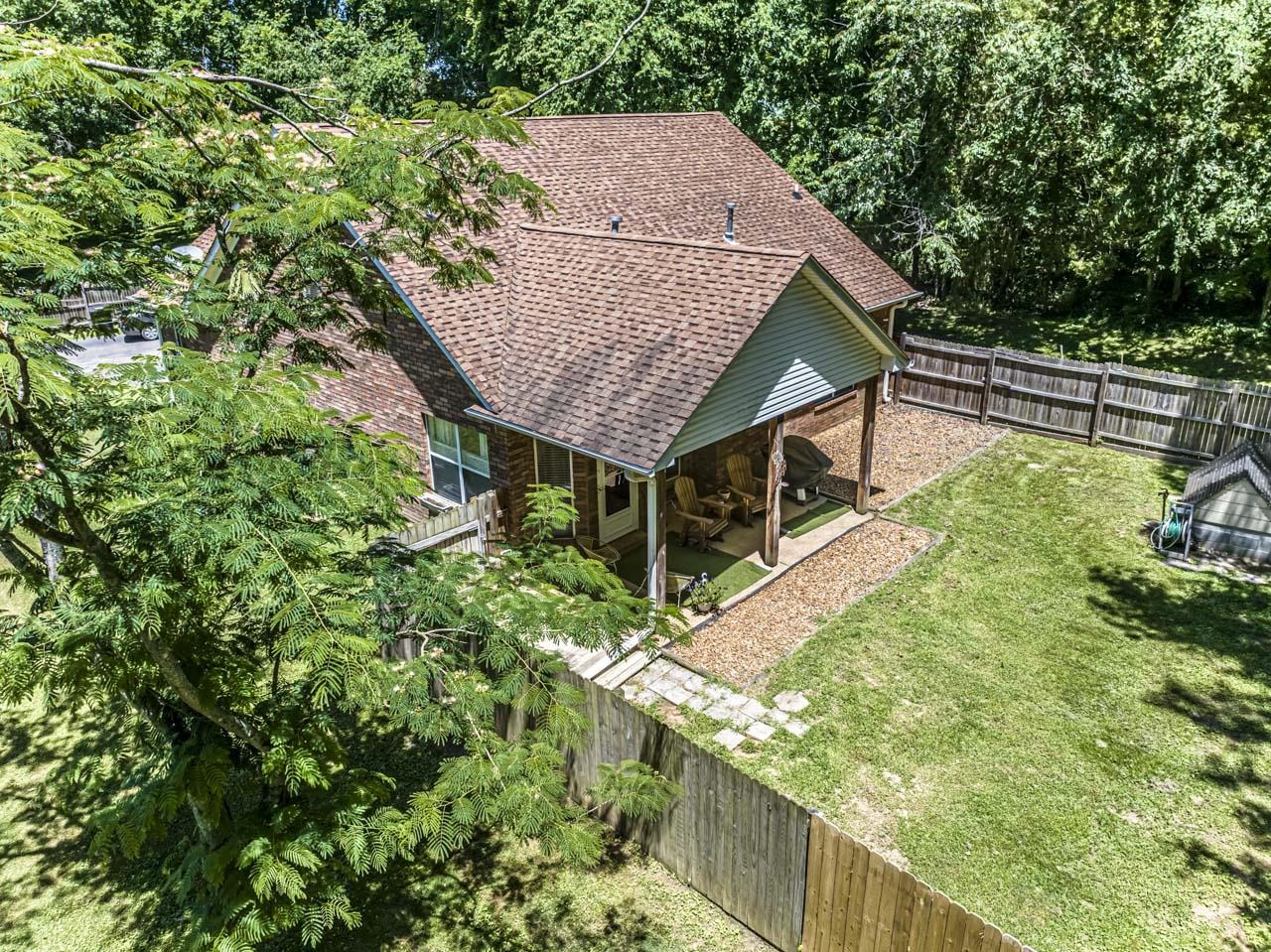 1045 FEATHERS CHAPEL RD