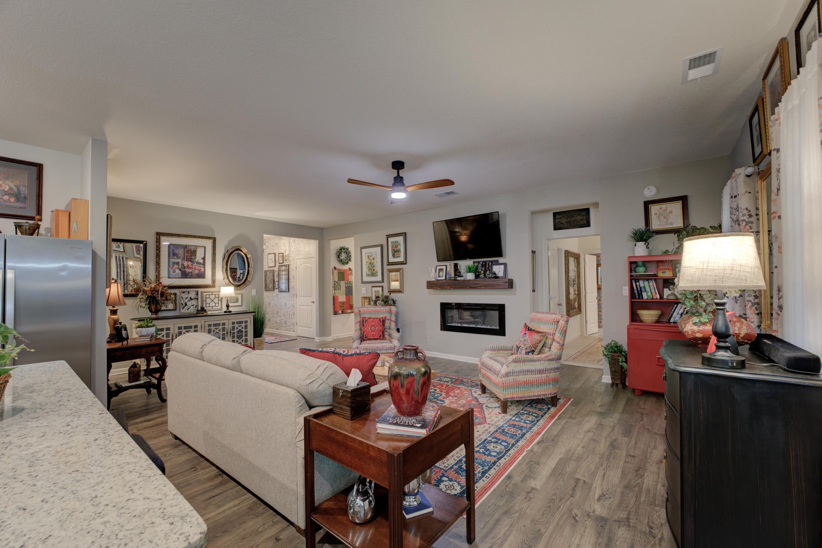 65 CHARLES CIR