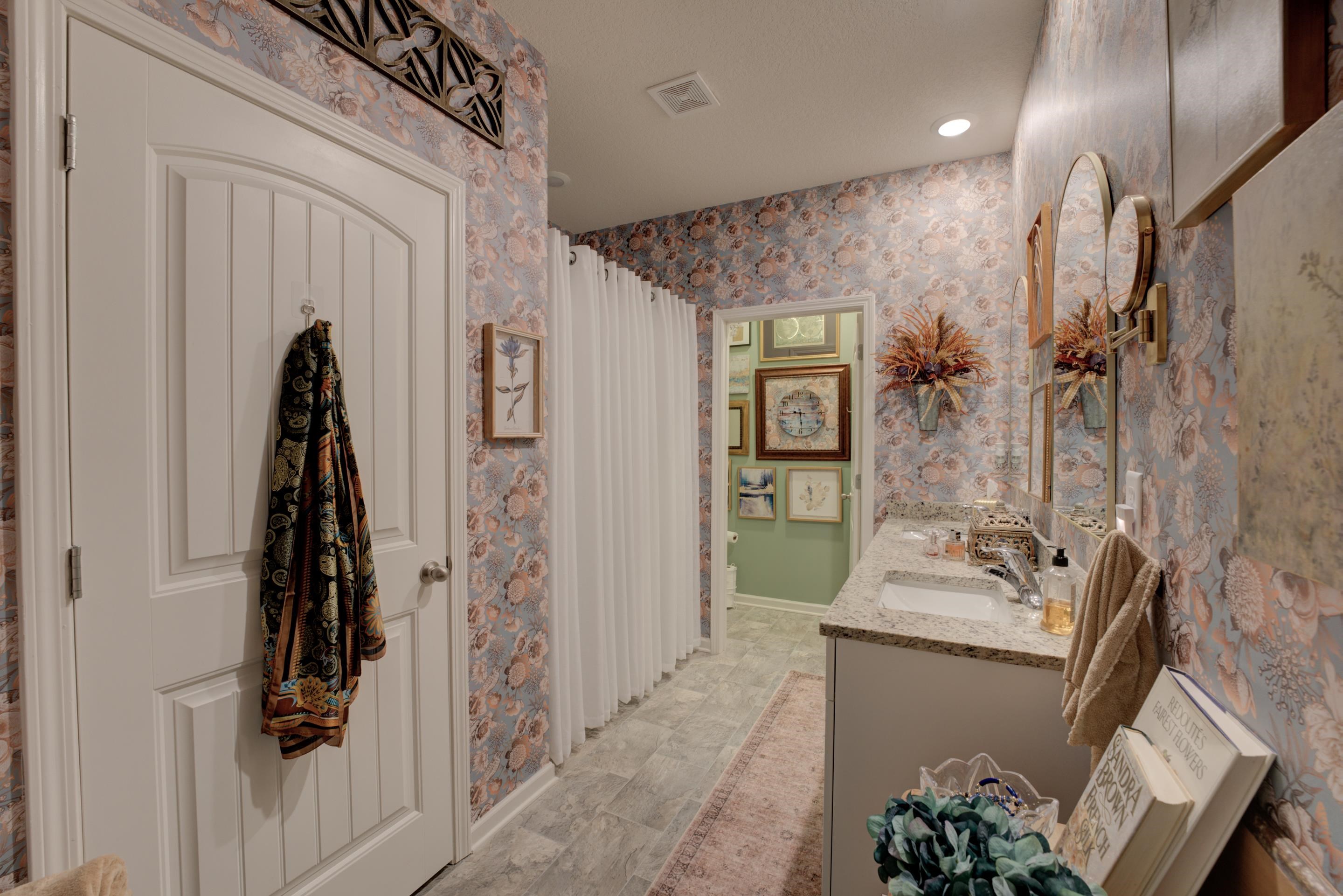 65 CHARLES CIR