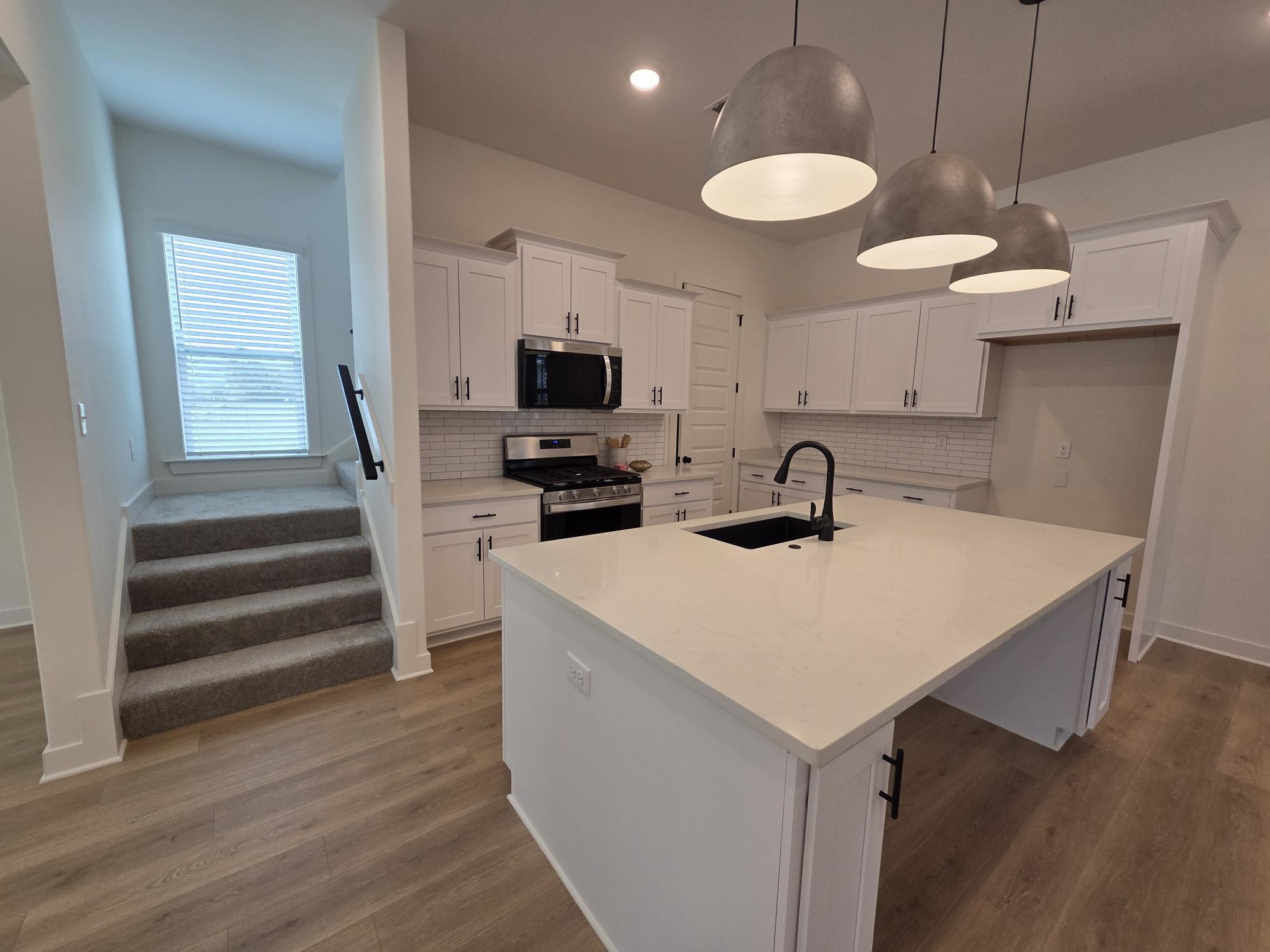180 MEWBORN FARM RD