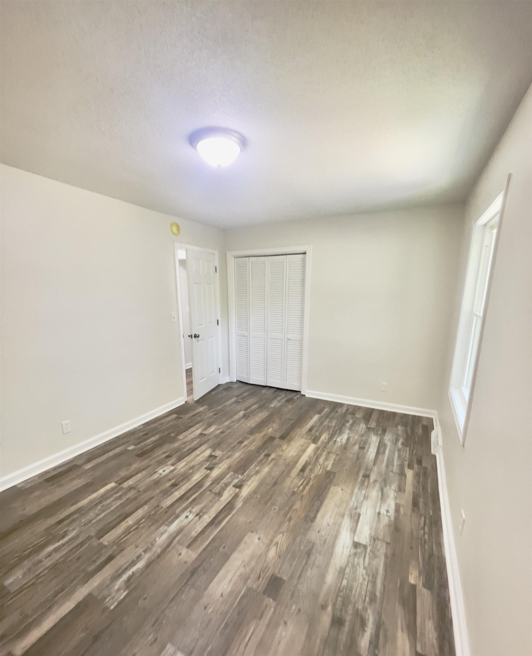 124 SHARON ST