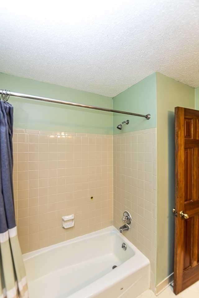 3527 JOSEE LN