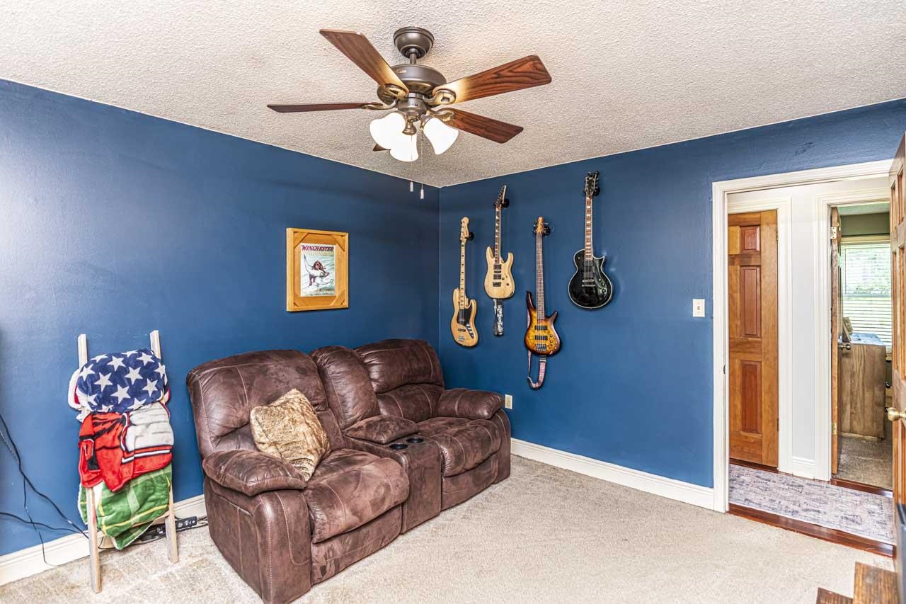 3527 JOSEE LN