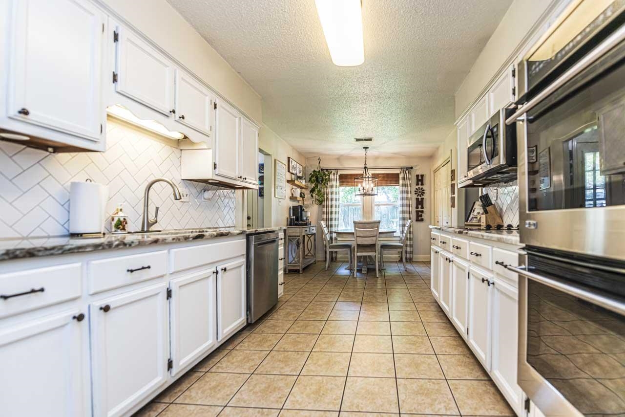 3527 JOSEE LN