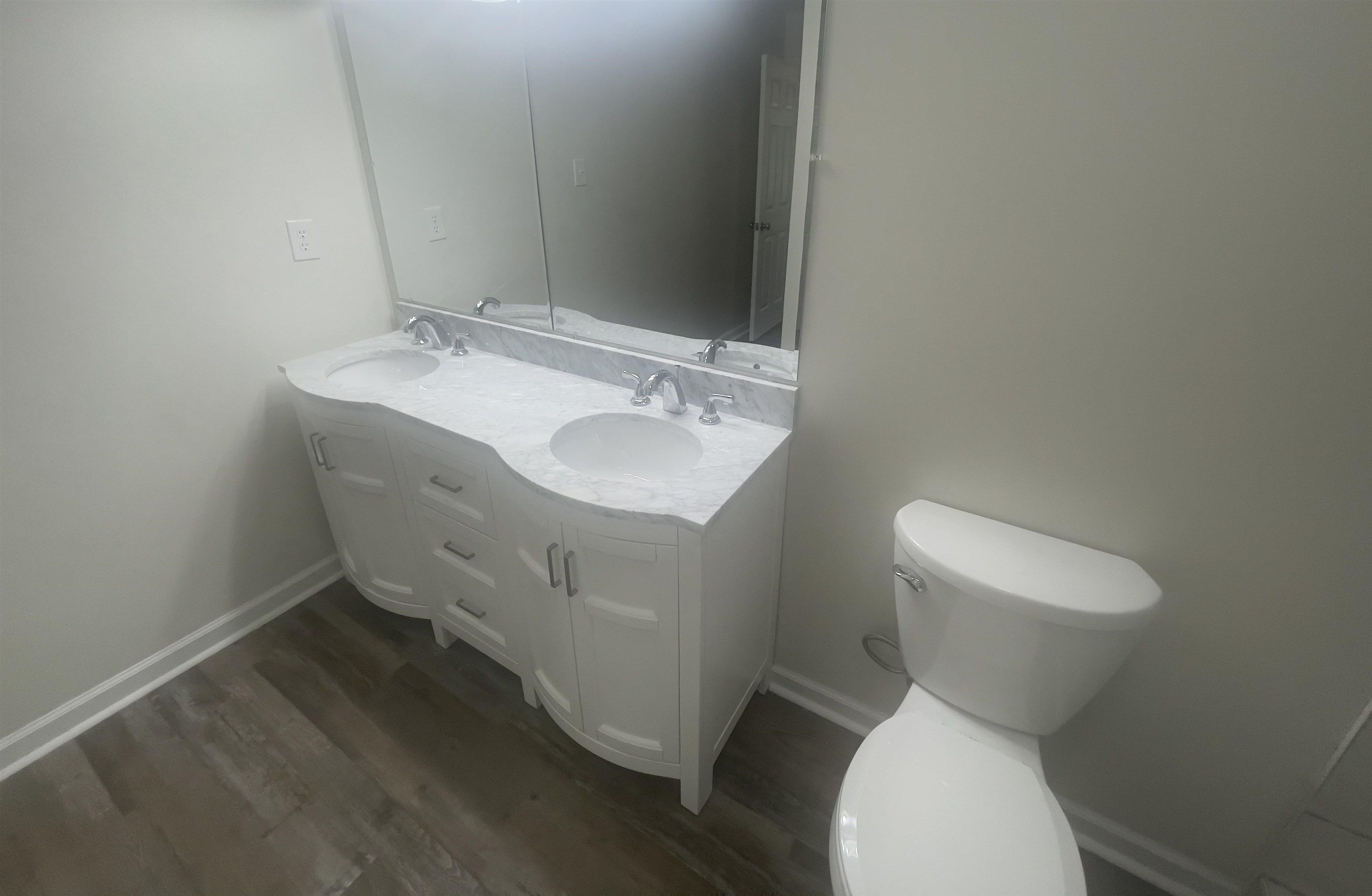 9185 FEATHERS CHAPEL RD