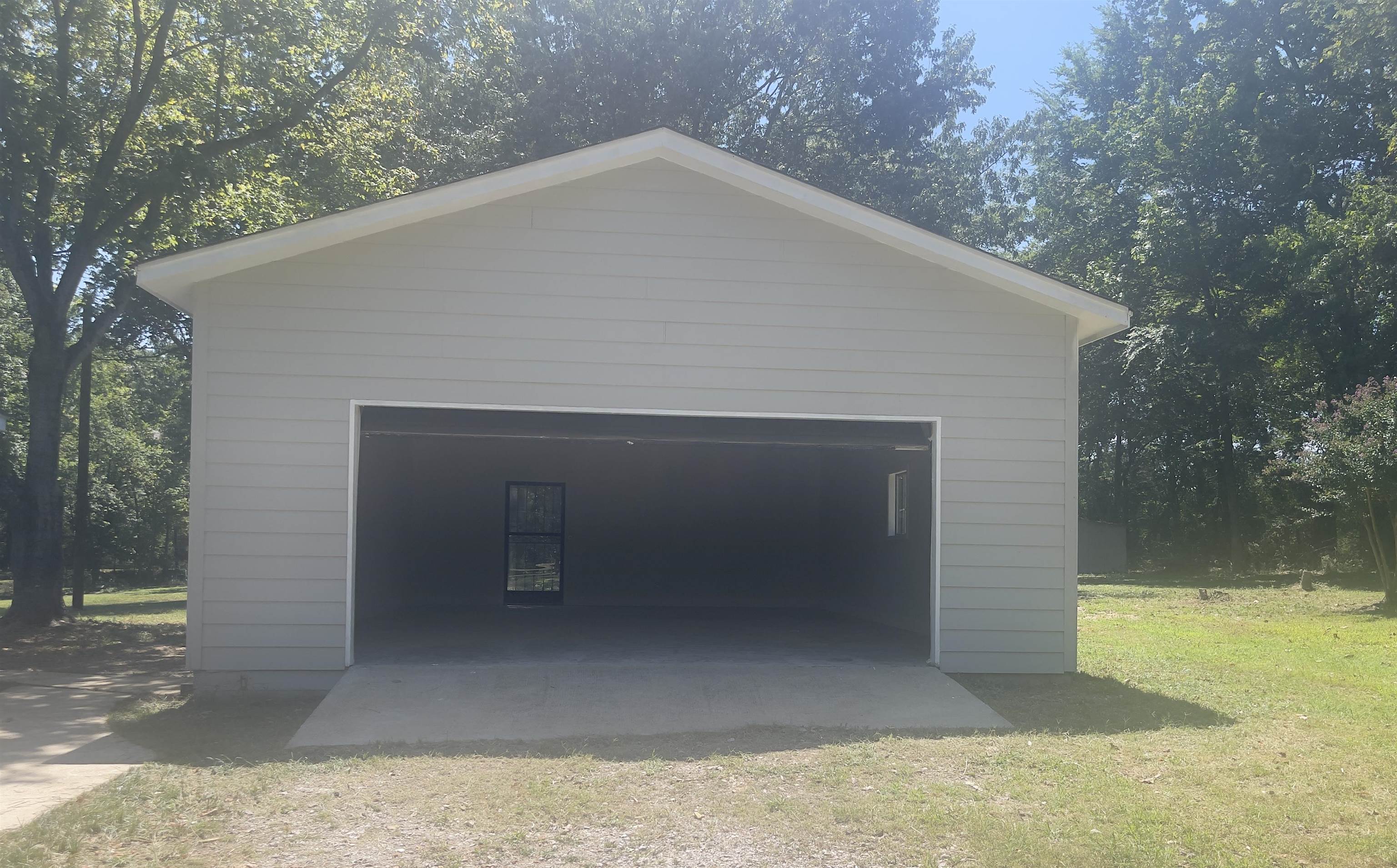 9185 FEATHERS CHAPEL RD