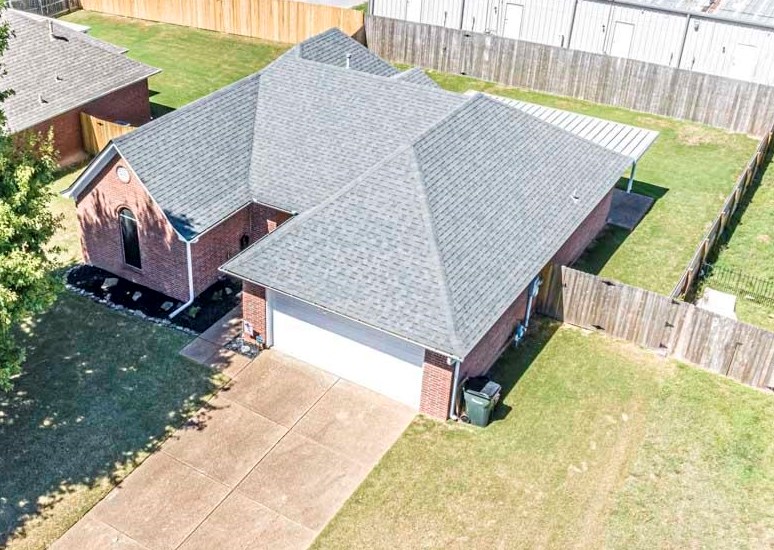 130 GARDEN VIEW DR