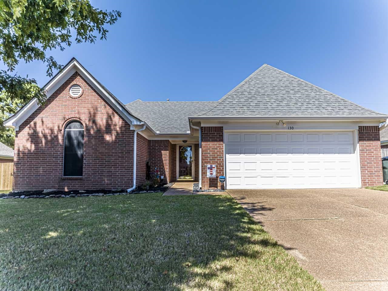 130 GARDEN VIEW DR