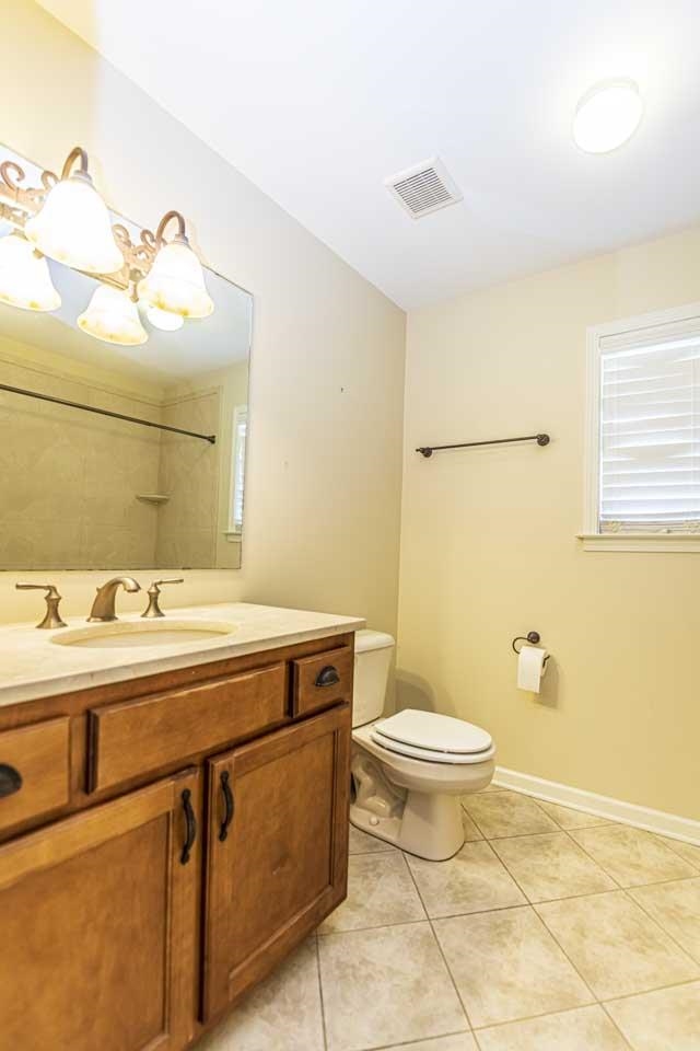 3915 RALEIGH-LAGRANGE DR