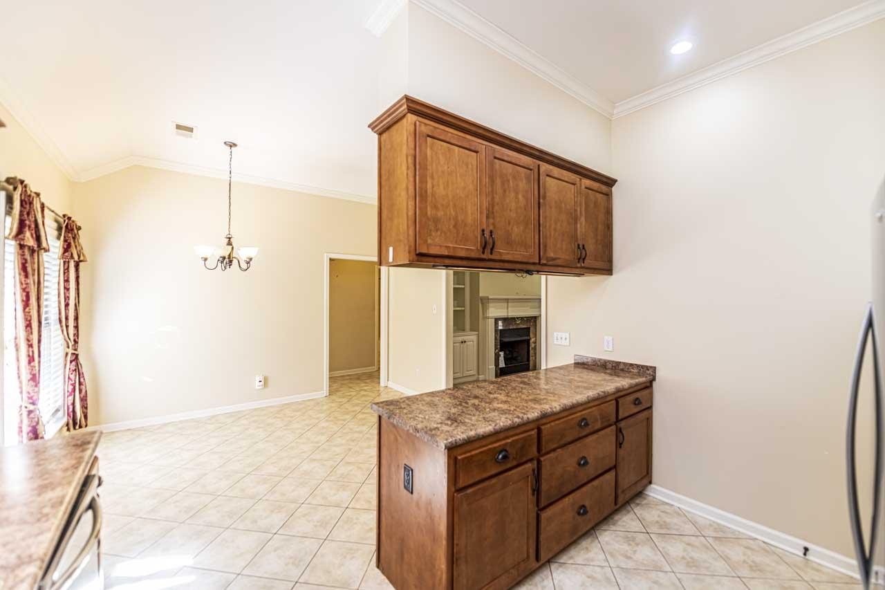 3915 RALEIGH-LAGRANGE DR