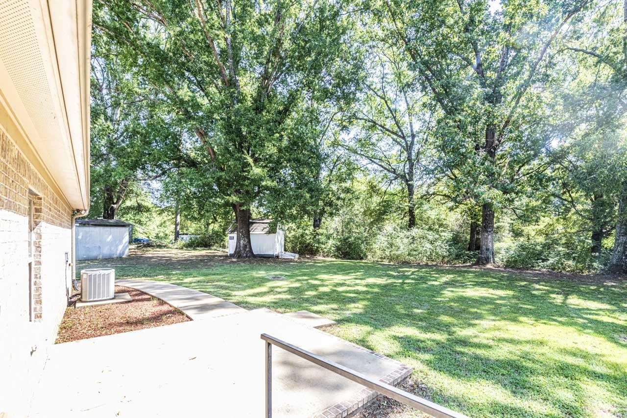 3915 RALEIGH-LAGRANGE DR