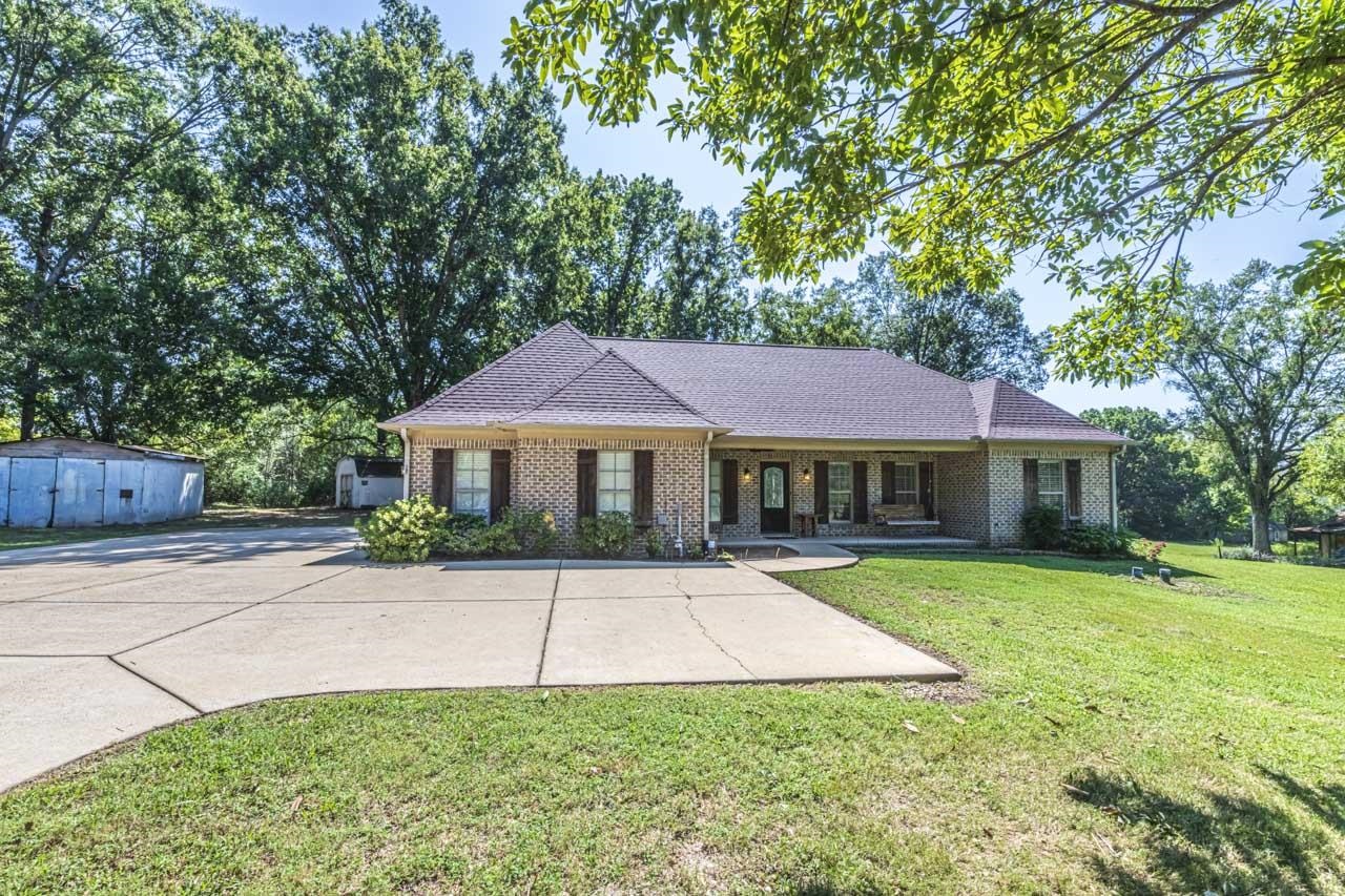 3915 RALEIGH-LAGRANGE DR