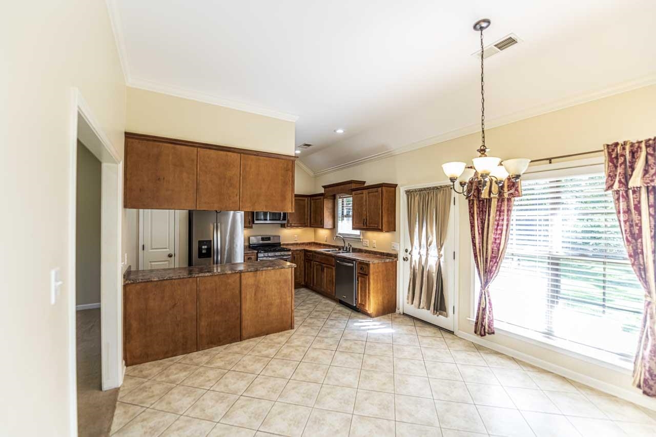 3915 RALEIGH-LAGRANGE DR