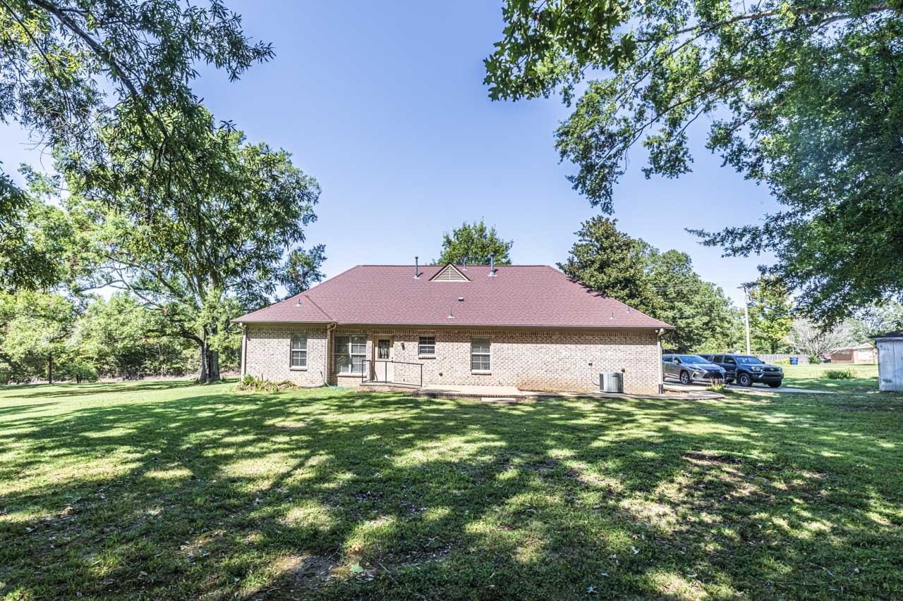 3915 RALEIGH-LAGRANGE DR