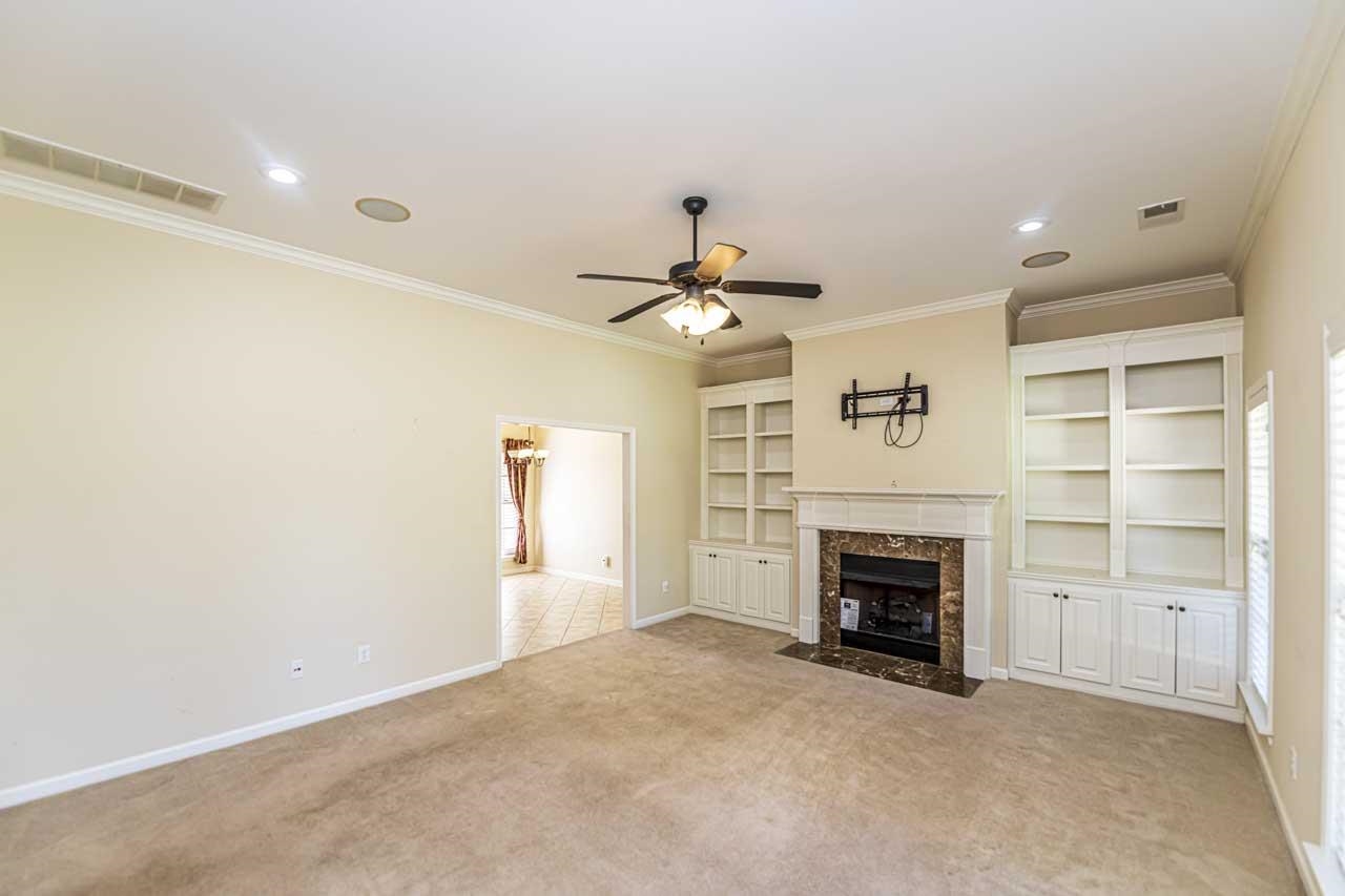 3915 RALEIGH-LAGRANGE DR