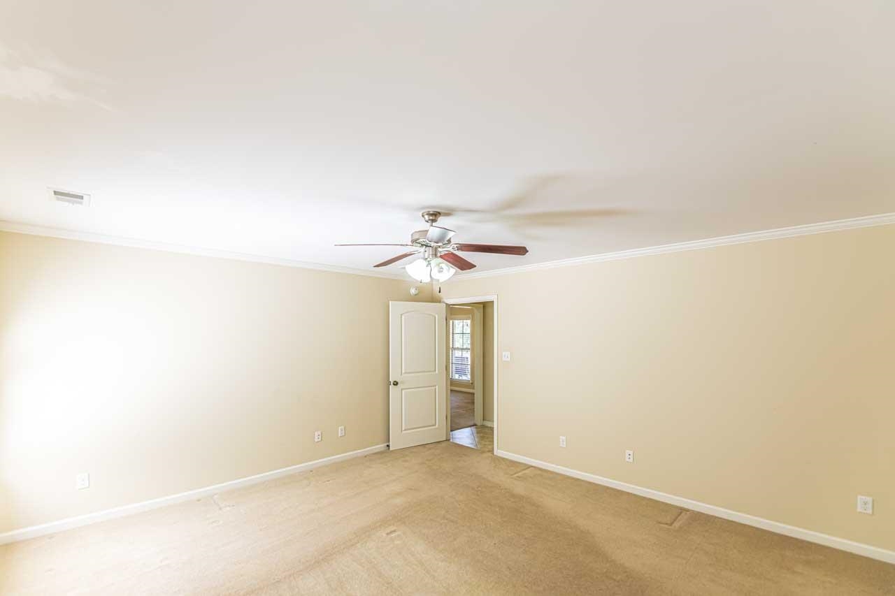 3915 RALEIGH-LAGRANGE DR