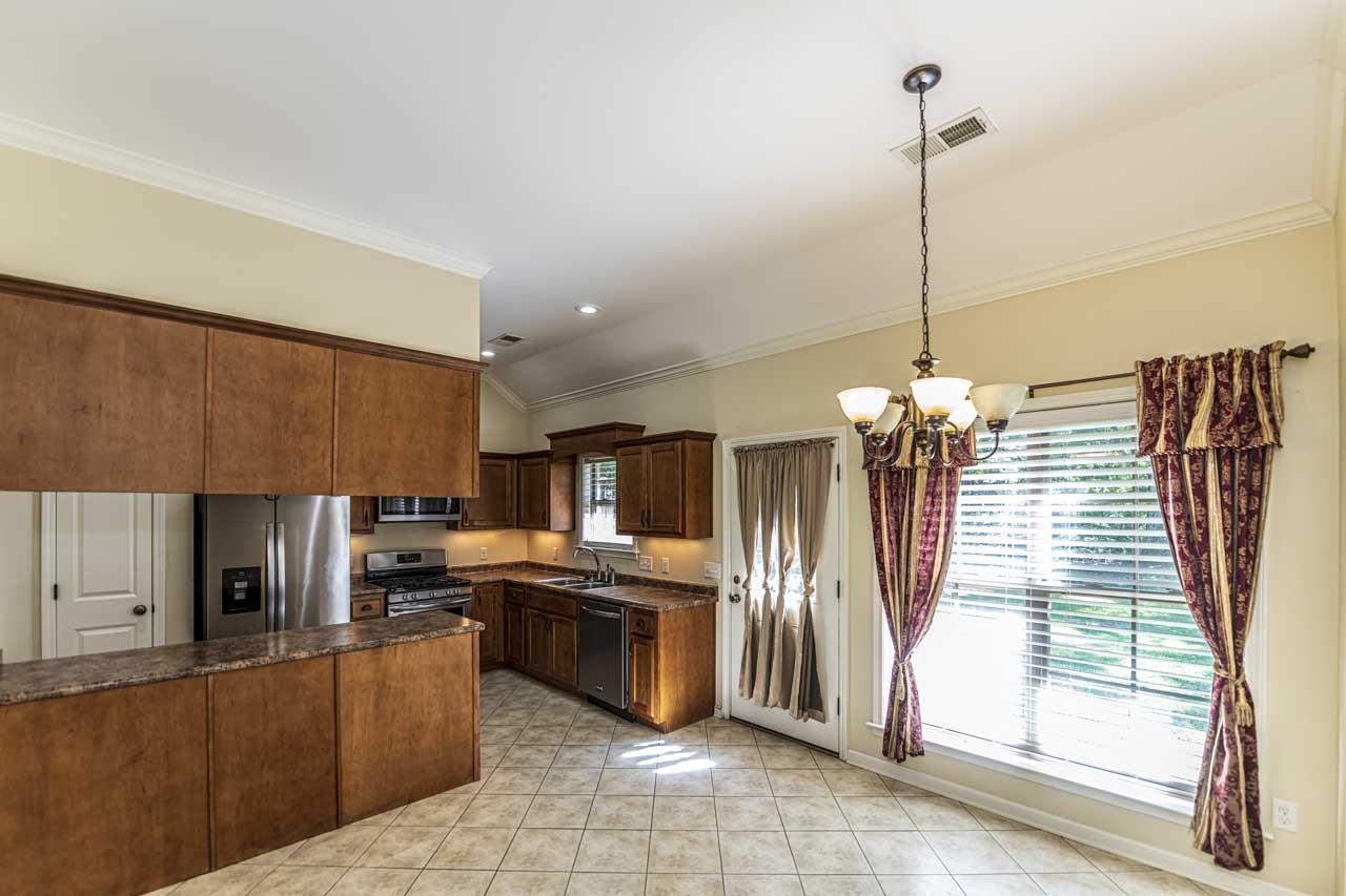 3915 RALEIGH-LAGRANGE DR