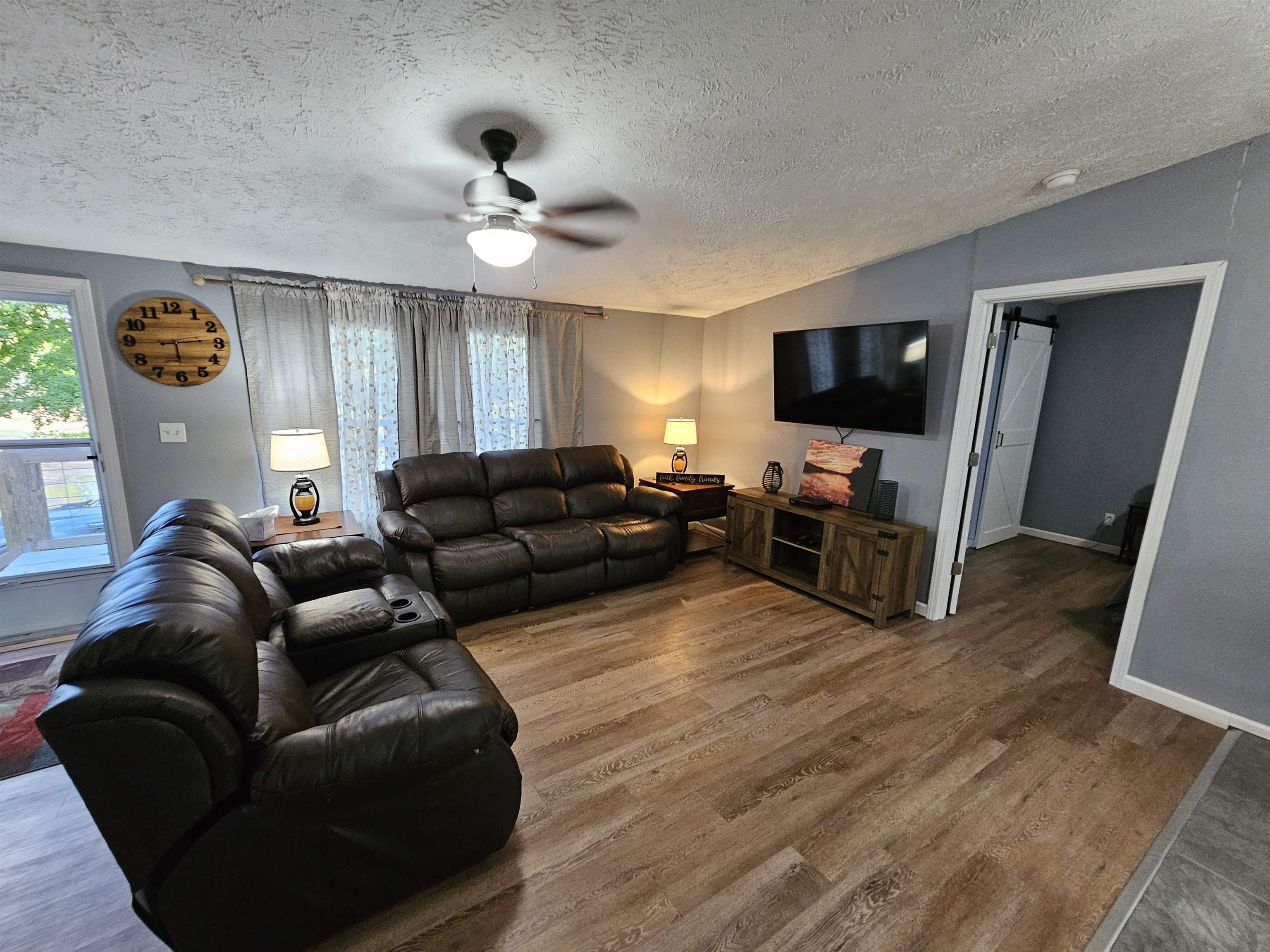 170 BEECHVIEW DR