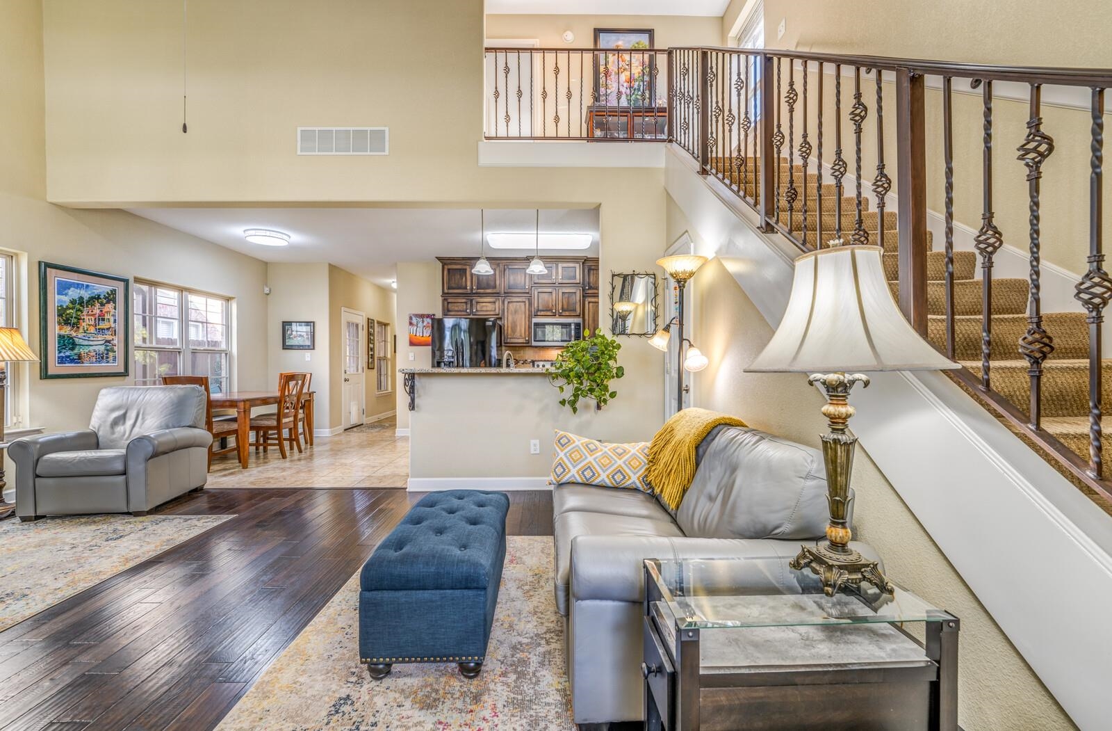 470 CHEROKEE CIR