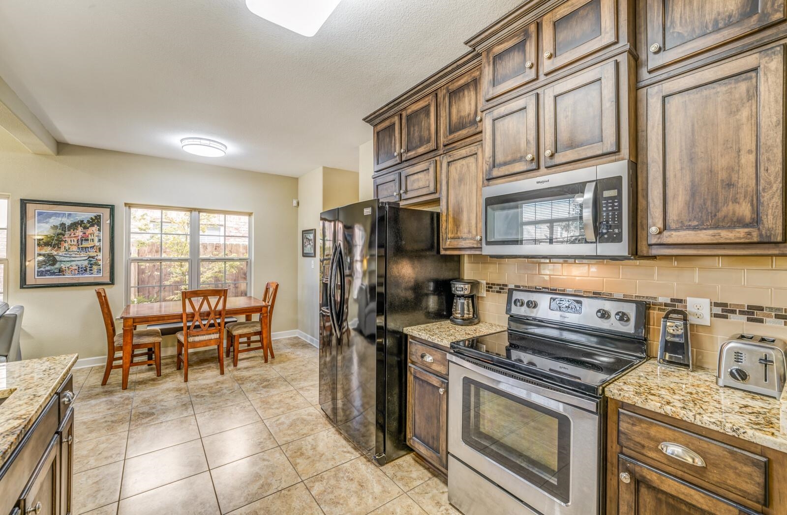 470 CHEROKEE CIR