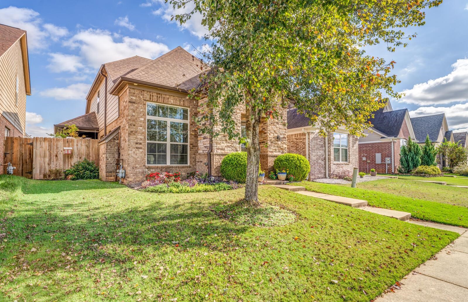470 CHEROKEE CIR