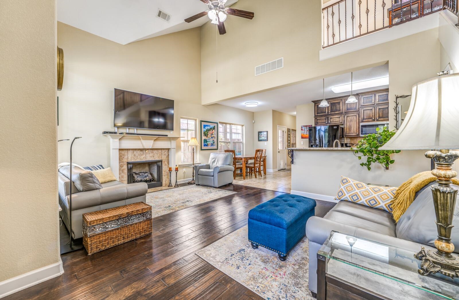 470 CHEROKEE CIR
