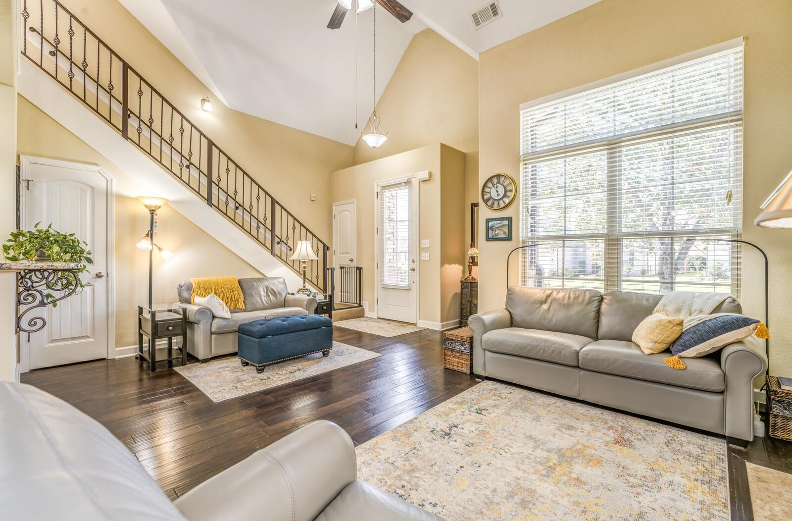 470 CHEROKEE CIR