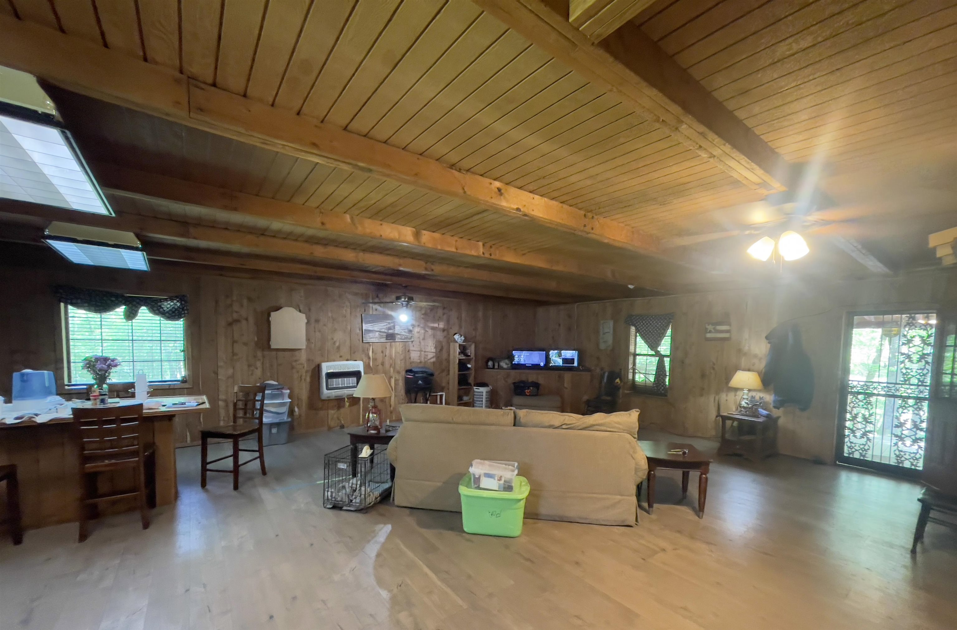 3493 RIVERSIDE DR