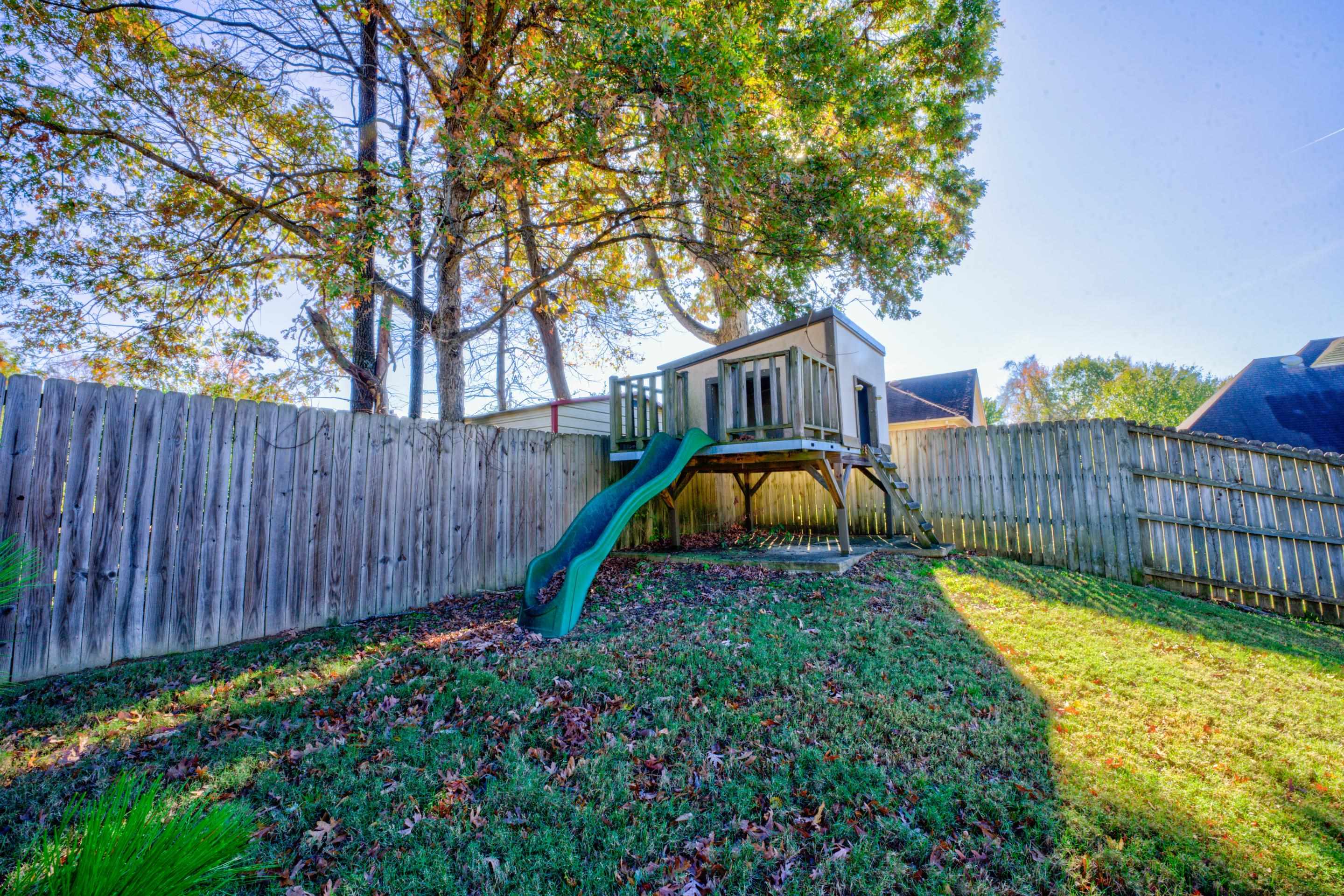 10 OAKSEDGE DR