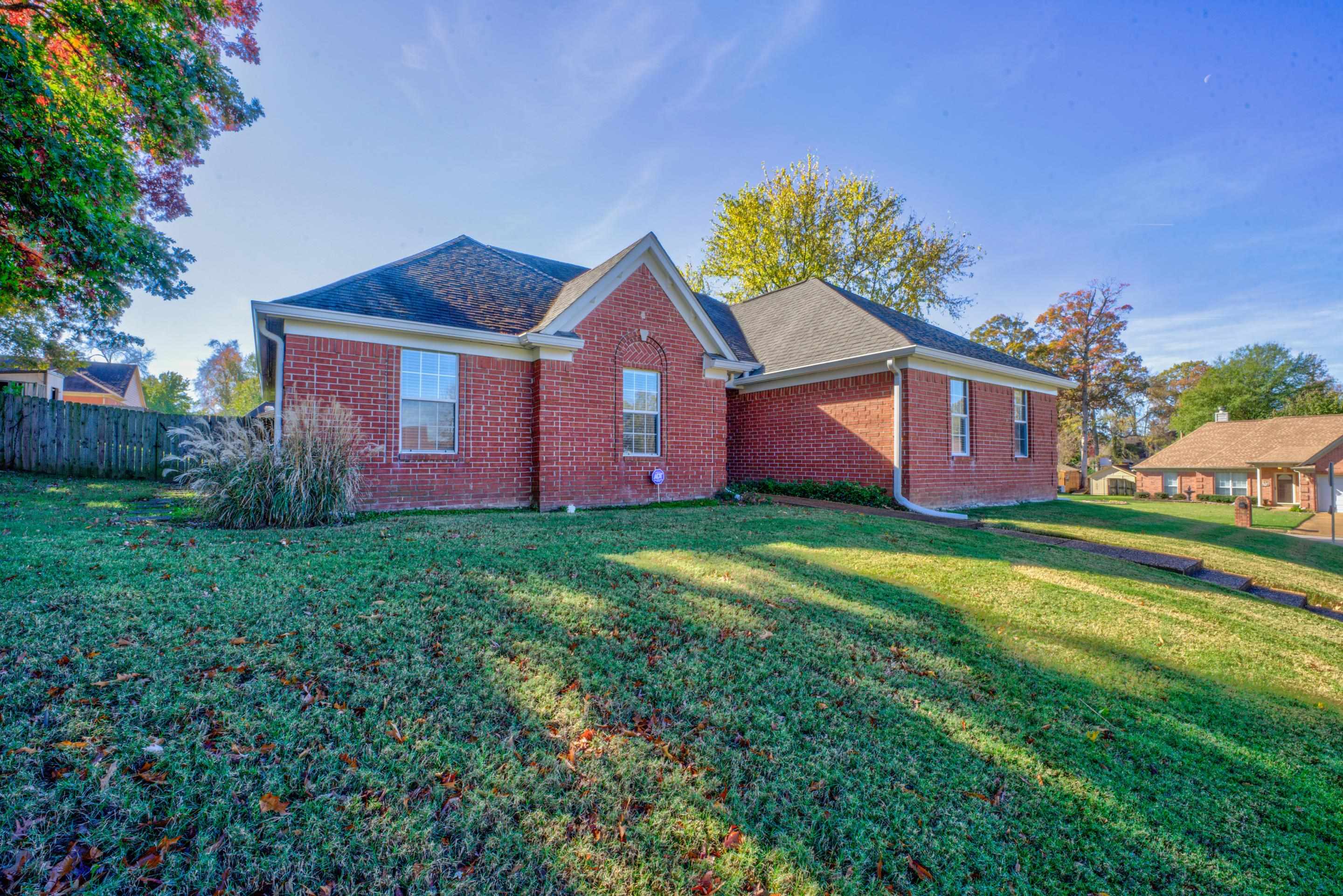10 OAKSEDGE DR