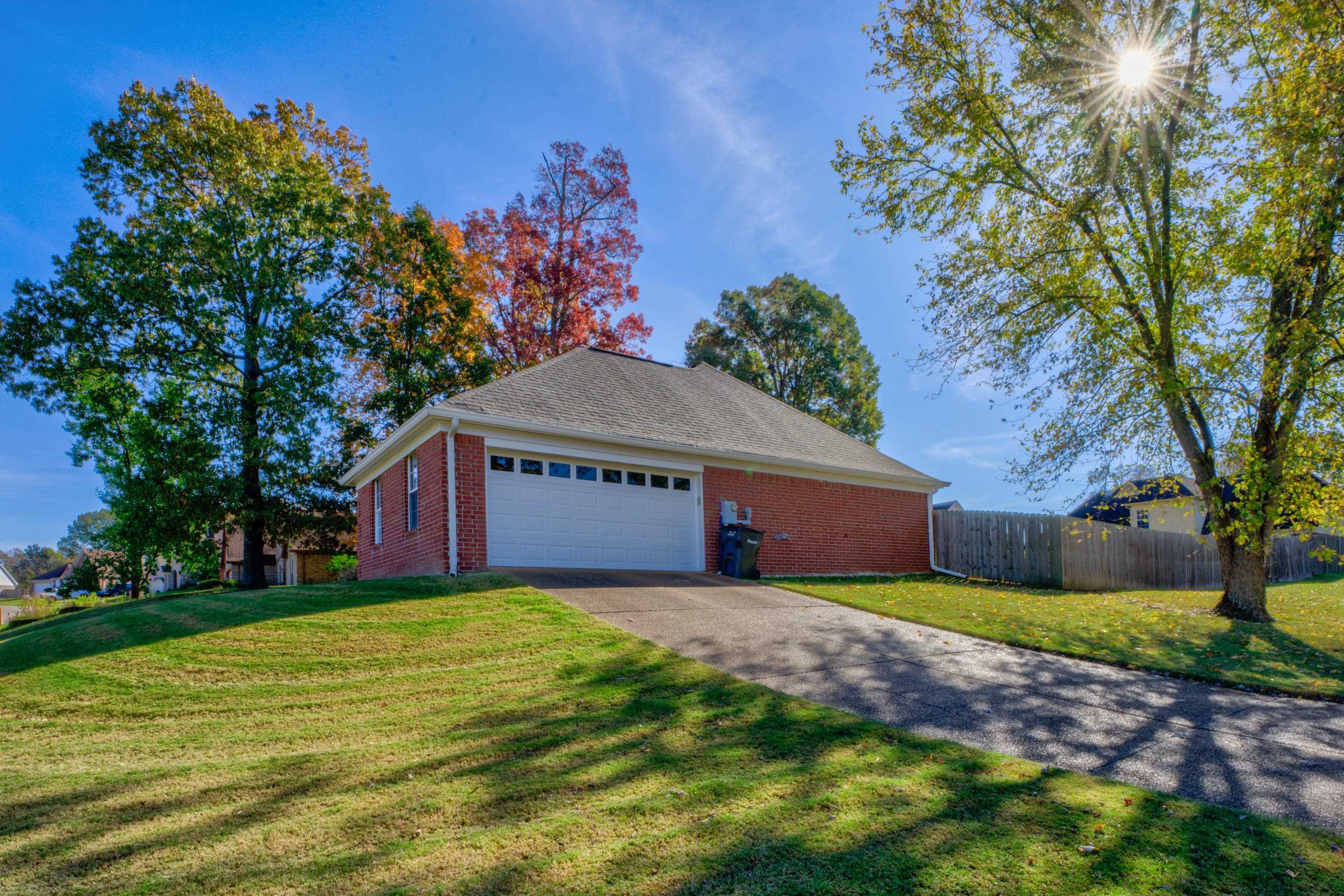 10 OAKSEDGE DR
