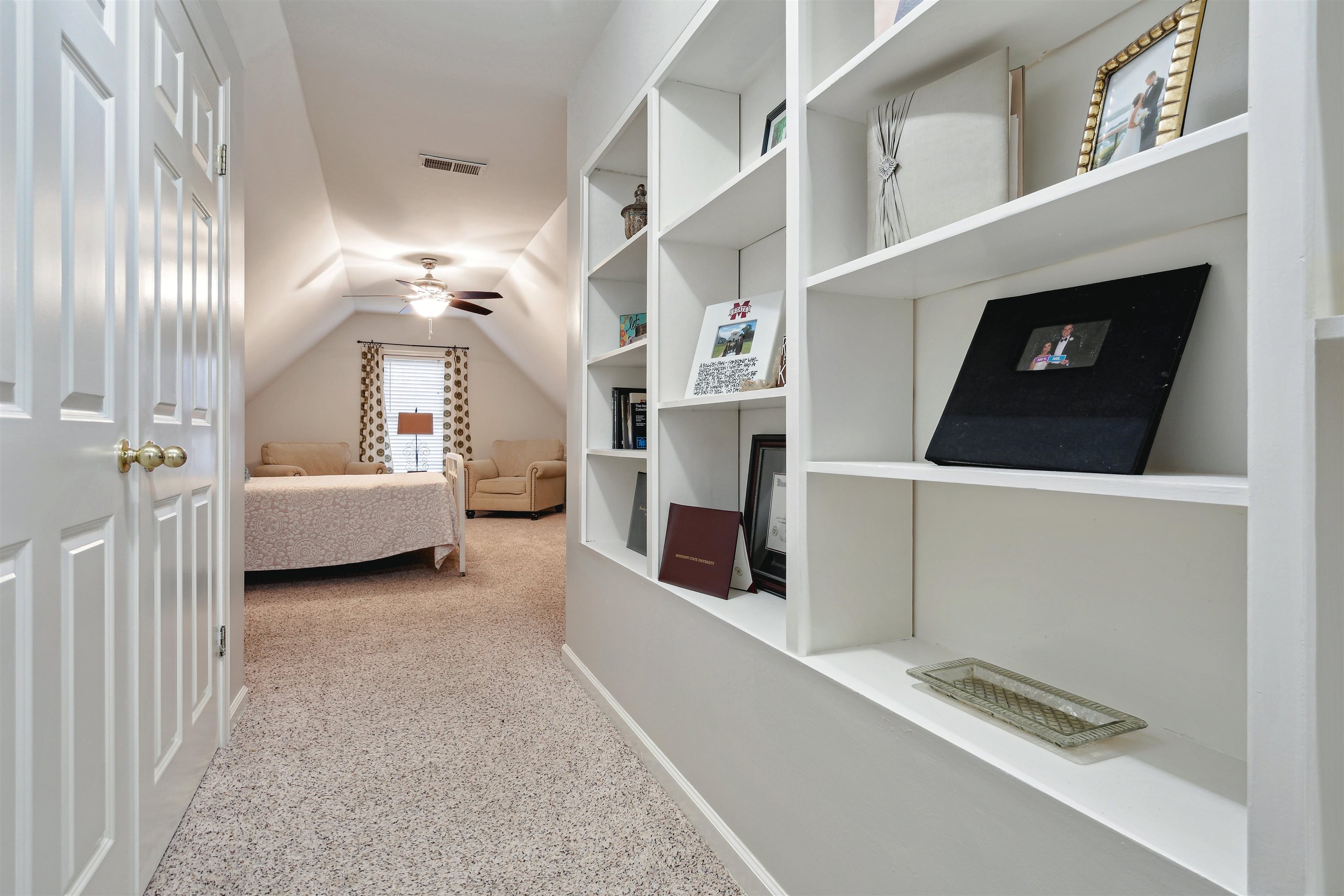 3546 NEYLAND CV