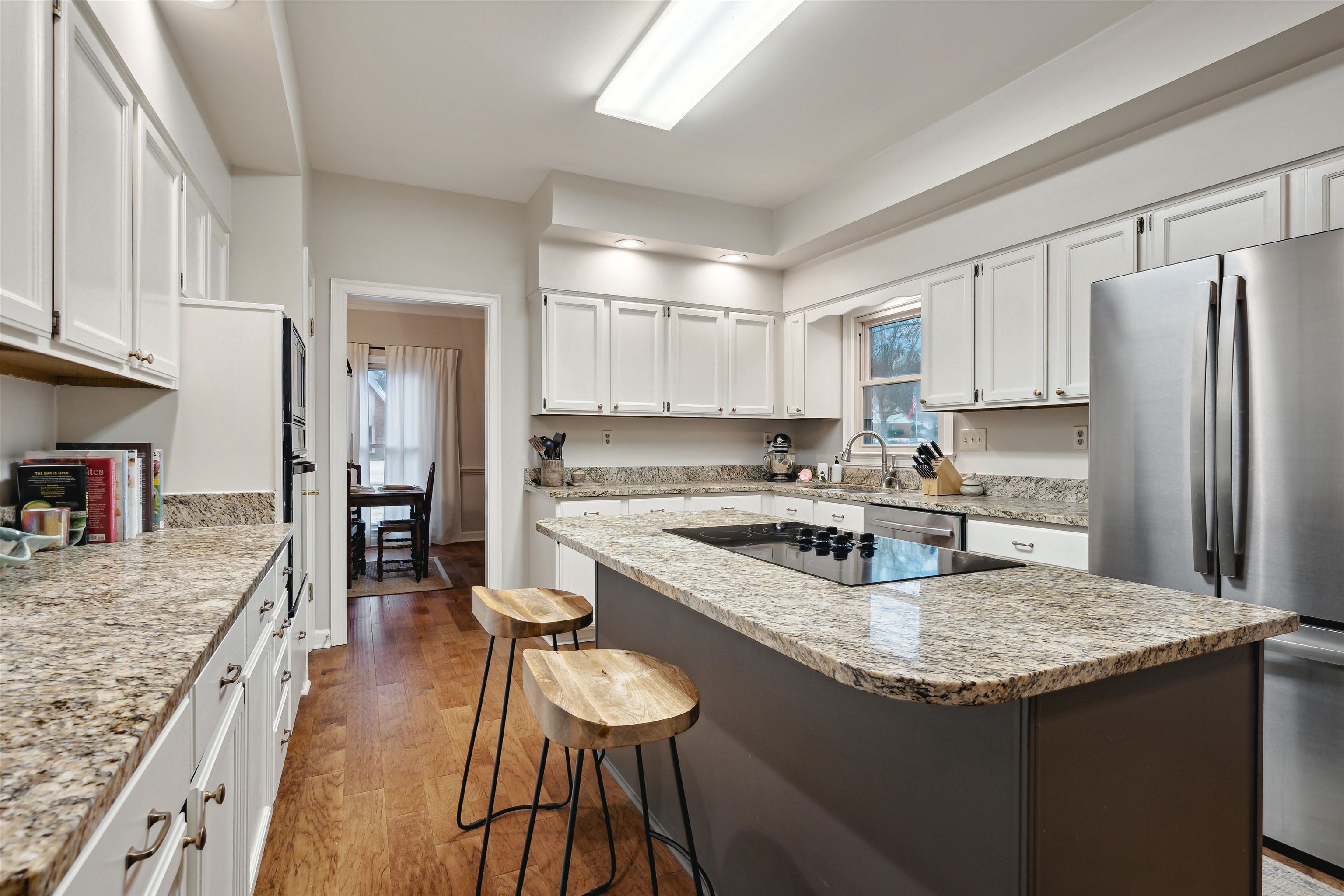3546 NEYLAND CV