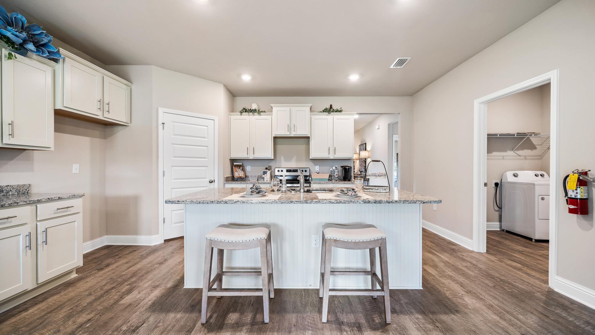 4287 SANDY HOLLOW LN