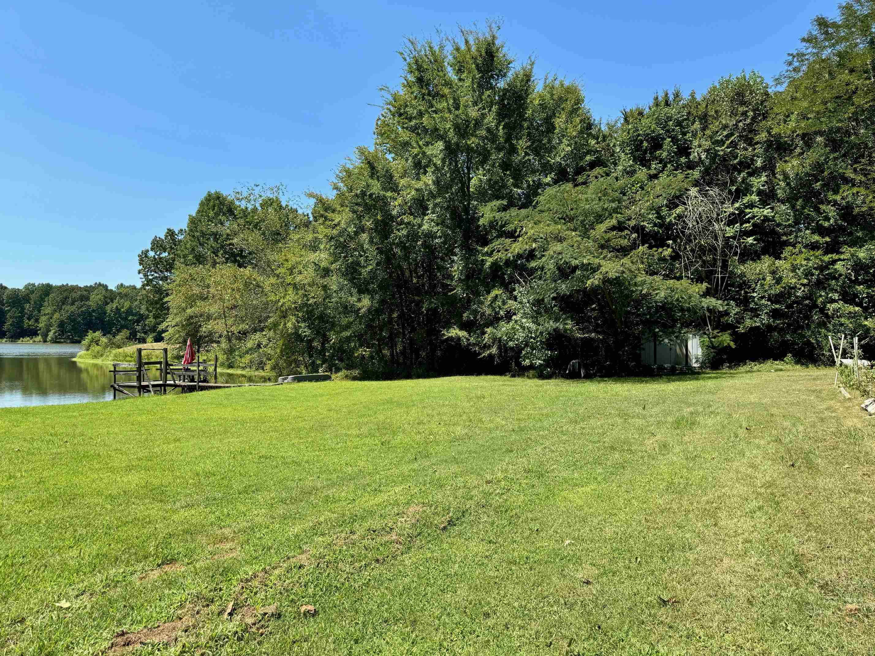 875 HEAVEN HILL DR