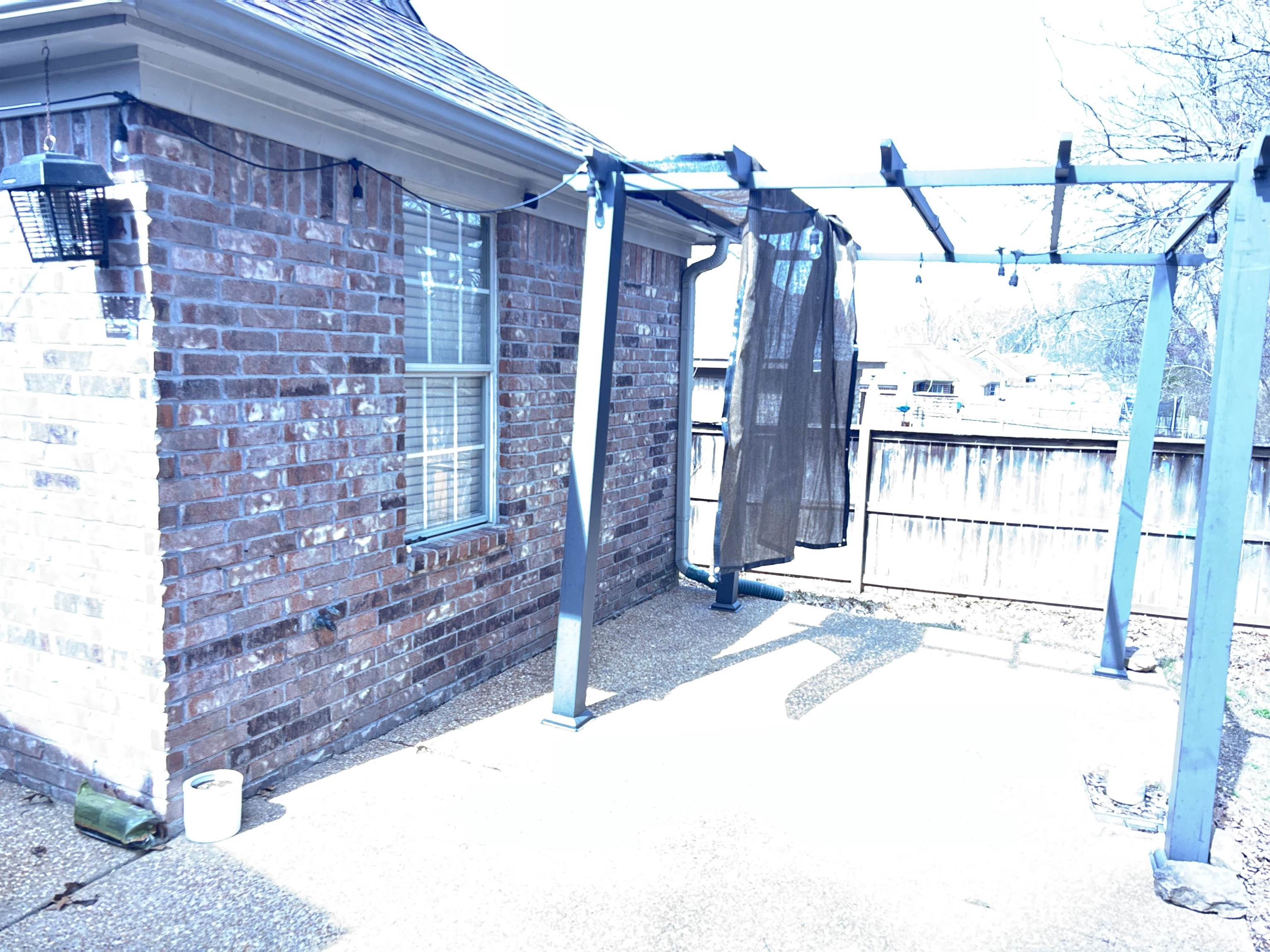 175 VILLAGE DR