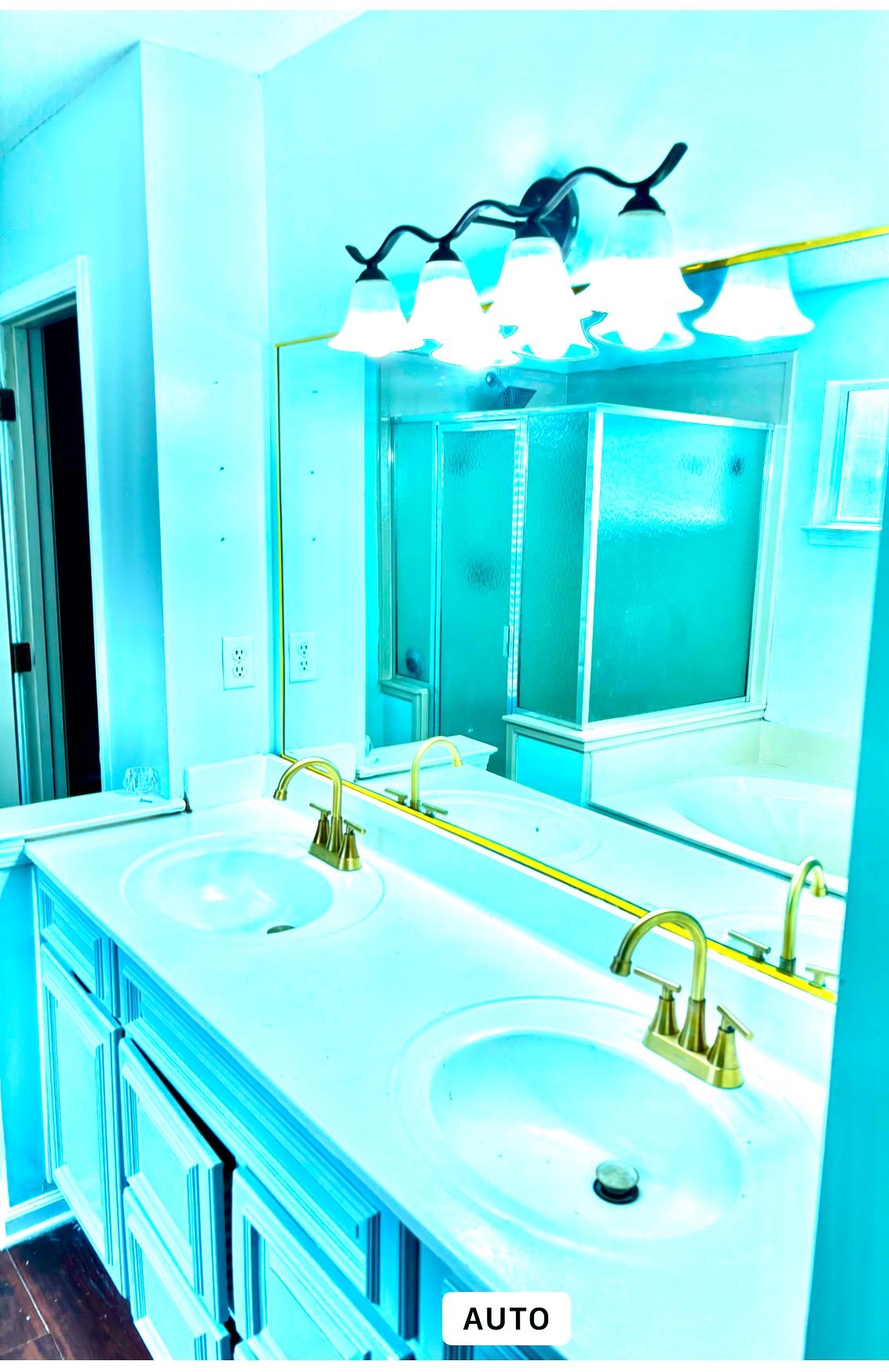175 VILLAGE DR