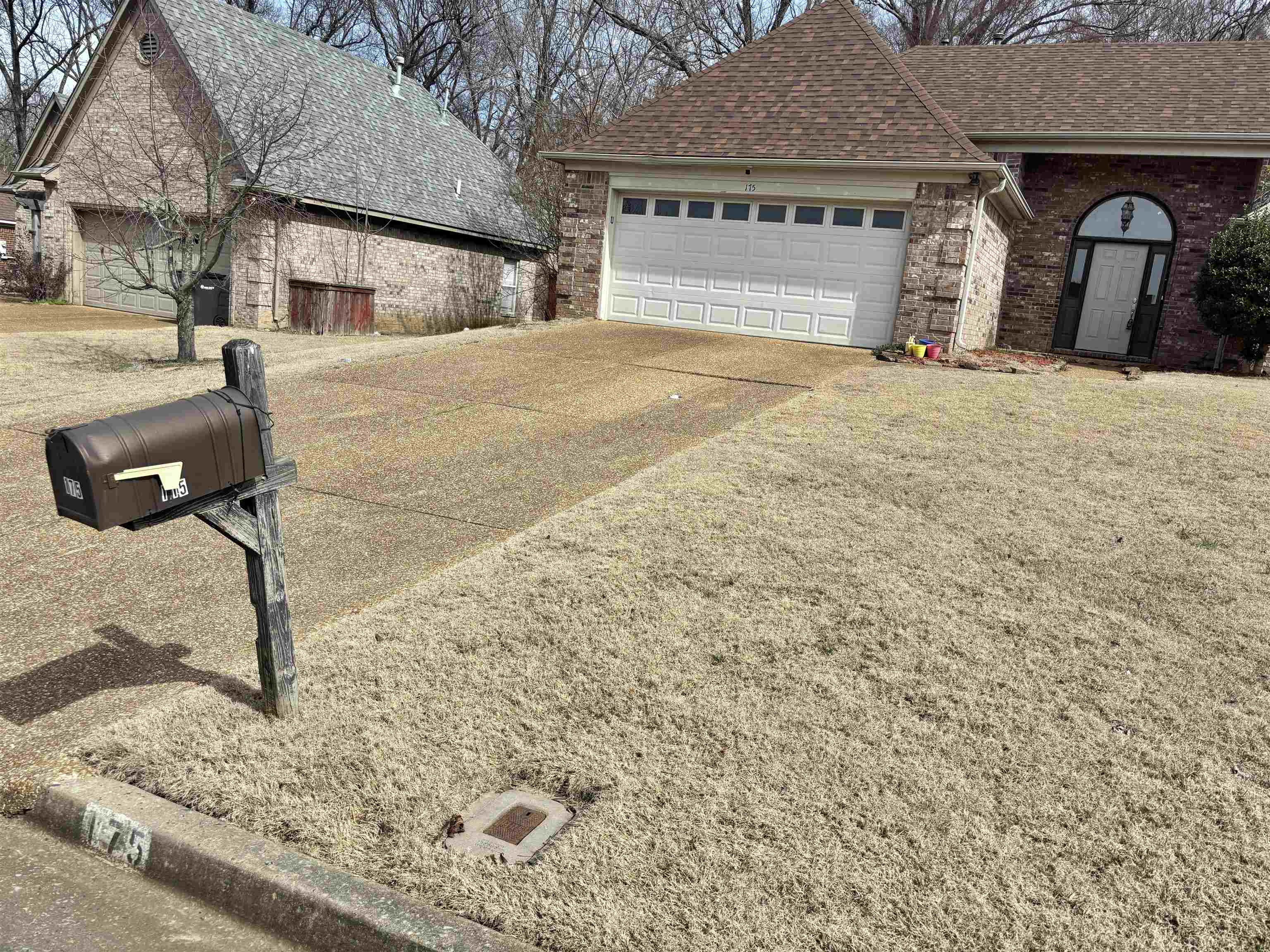 175 VILLAGE DR