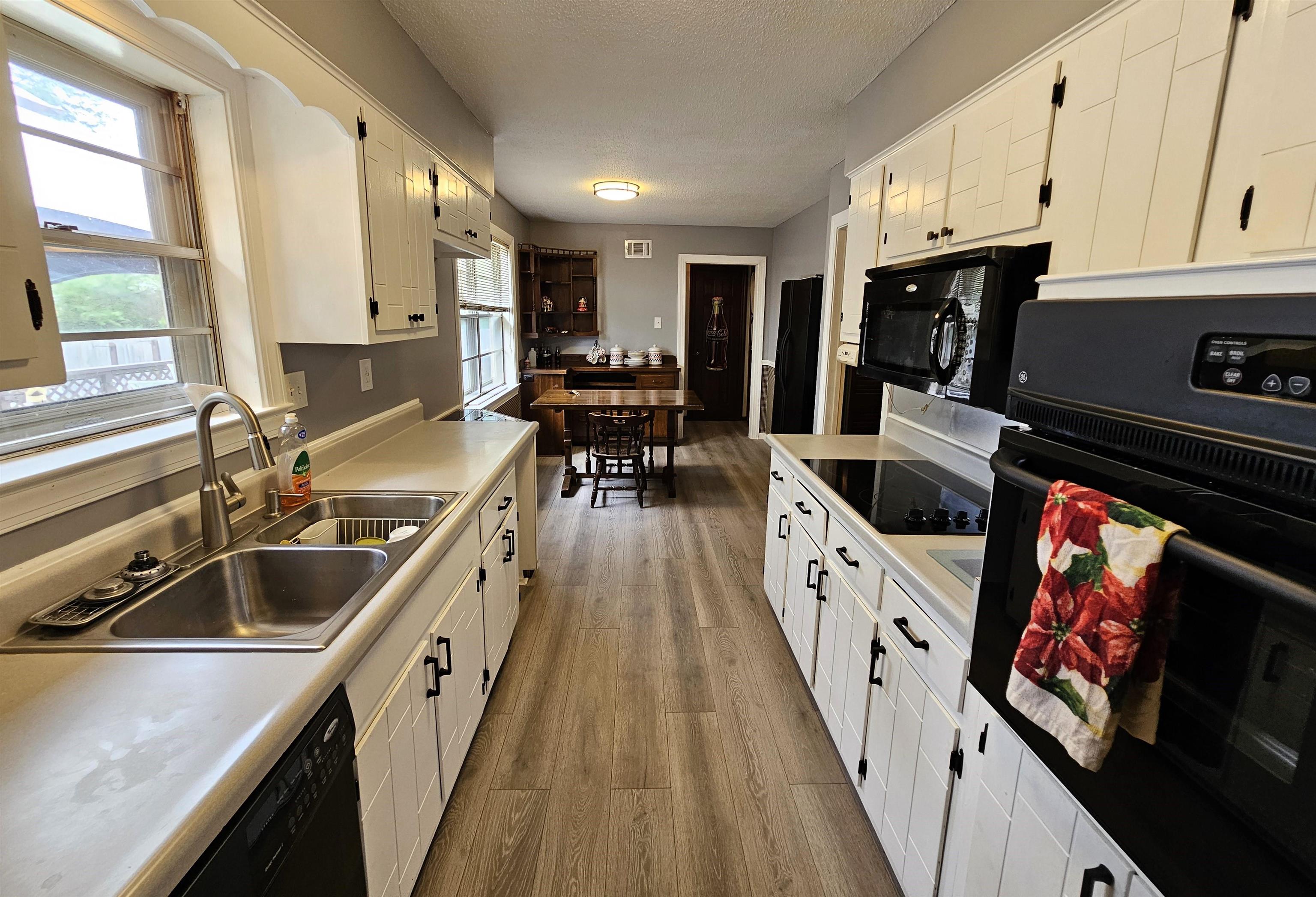 3647 OLD BROWNSVILLE RD