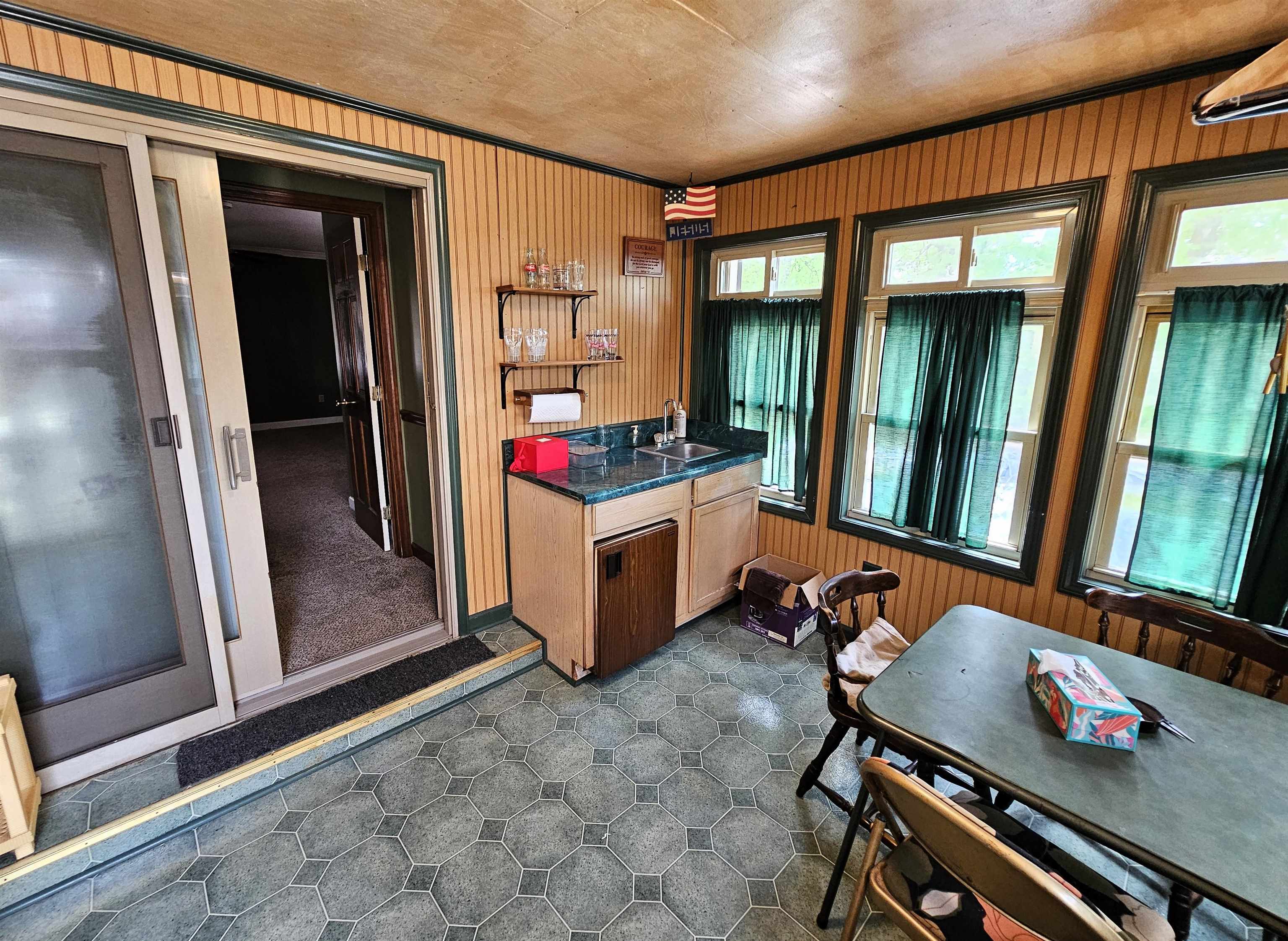 3647 OLD BROWNSVILLE RD