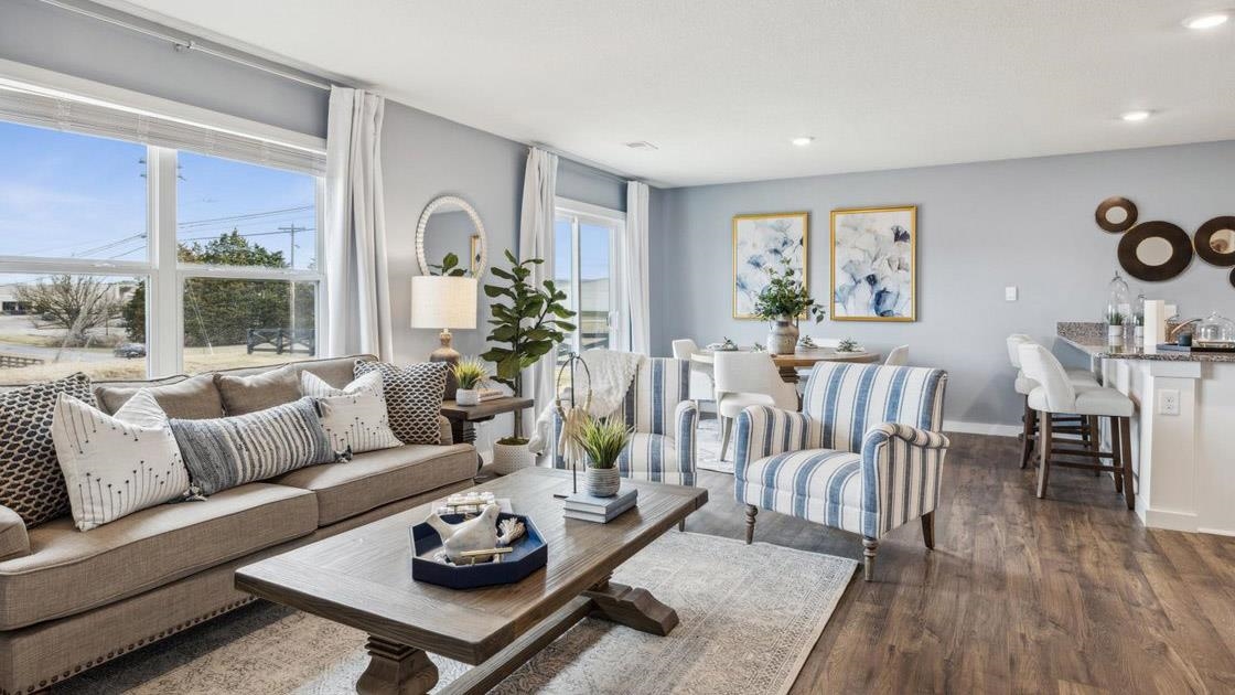 4510 ROYSTER CREEK DR N