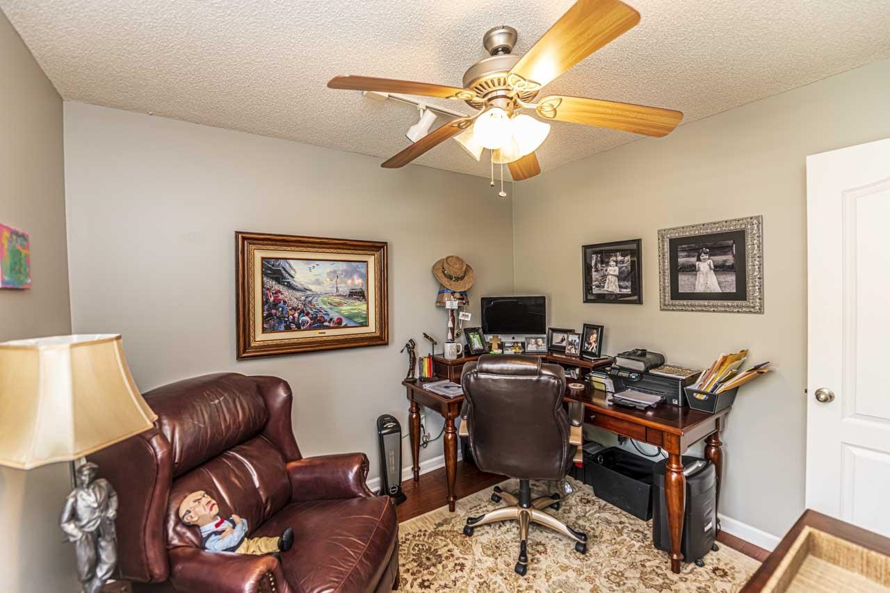 225 CAMERON DR