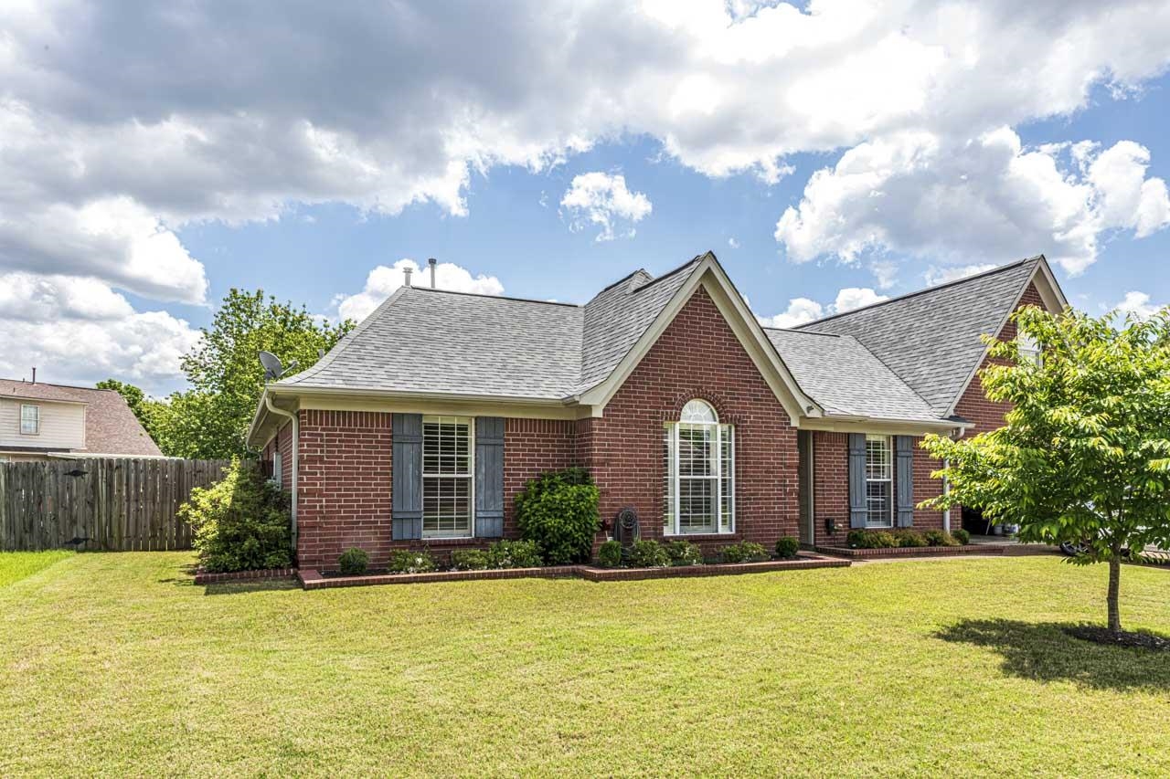 225 CAMERON DR